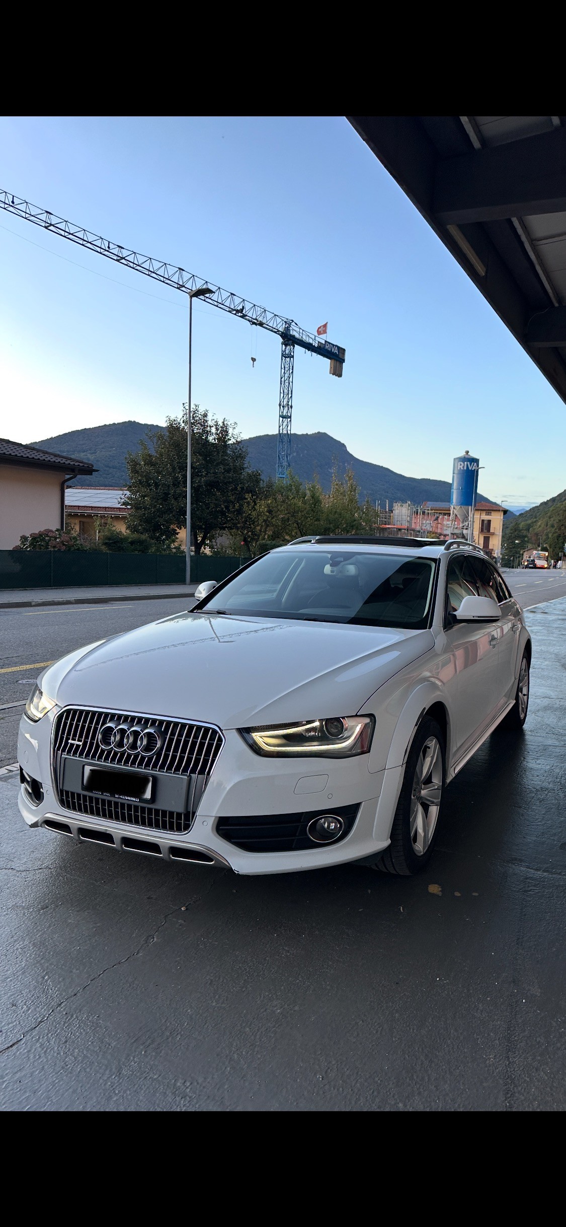 AUDI A4 allroad 2.0 TDI quattro S-tronic-image-4