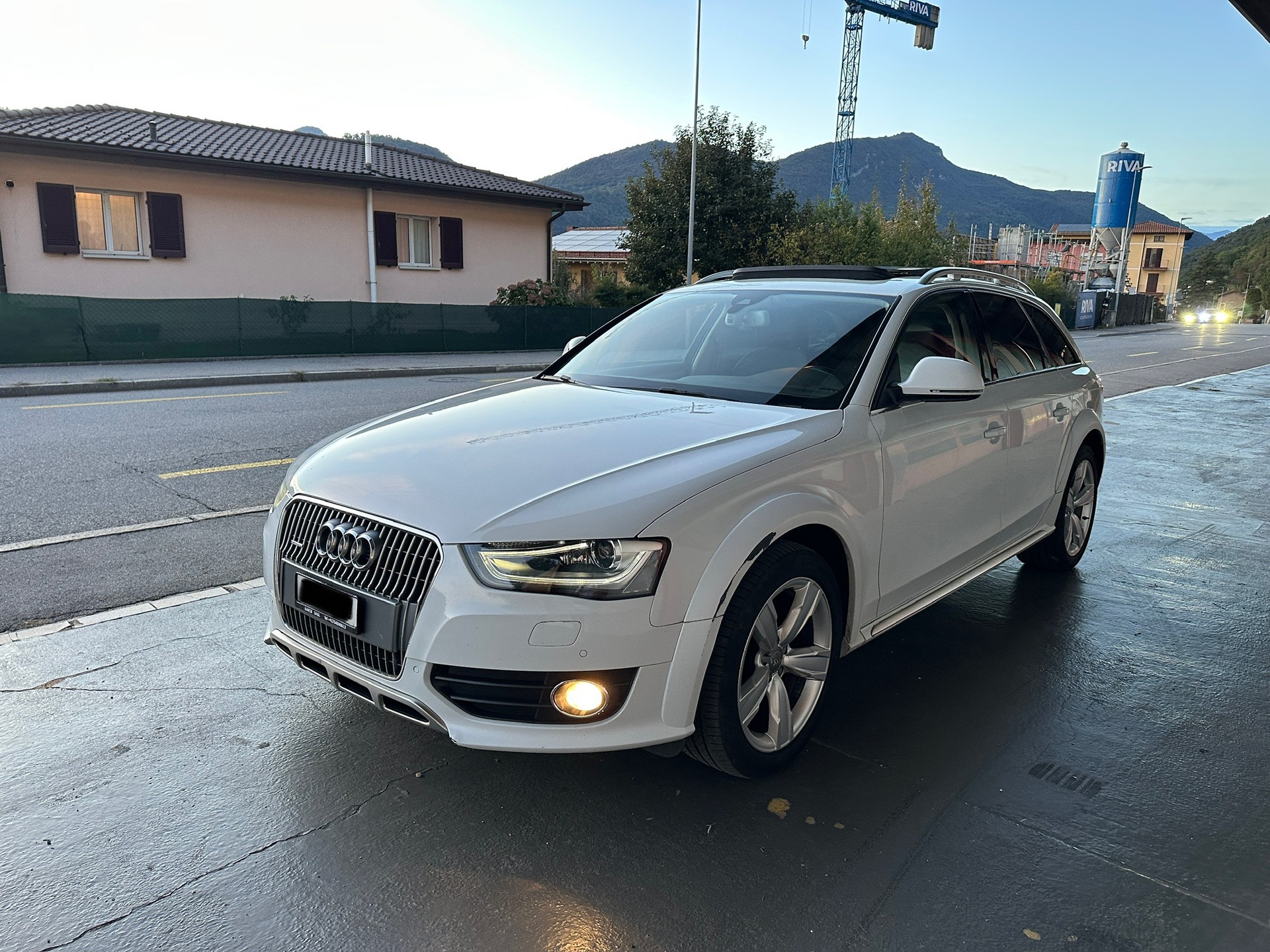 AUDI A4 allroad 2.0 TDI quattro S-tronic-image-5