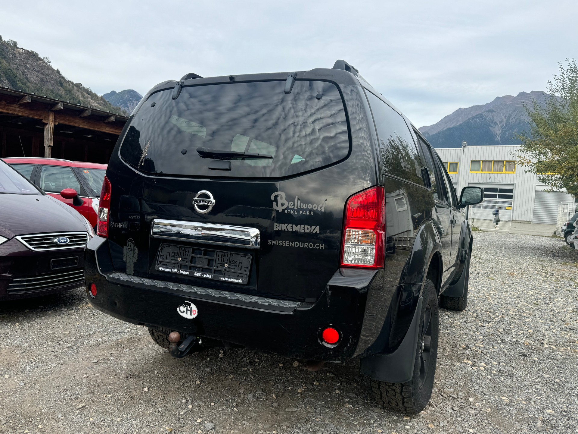 NISSAN Pathfinder 2.5 dCi LE-image-3