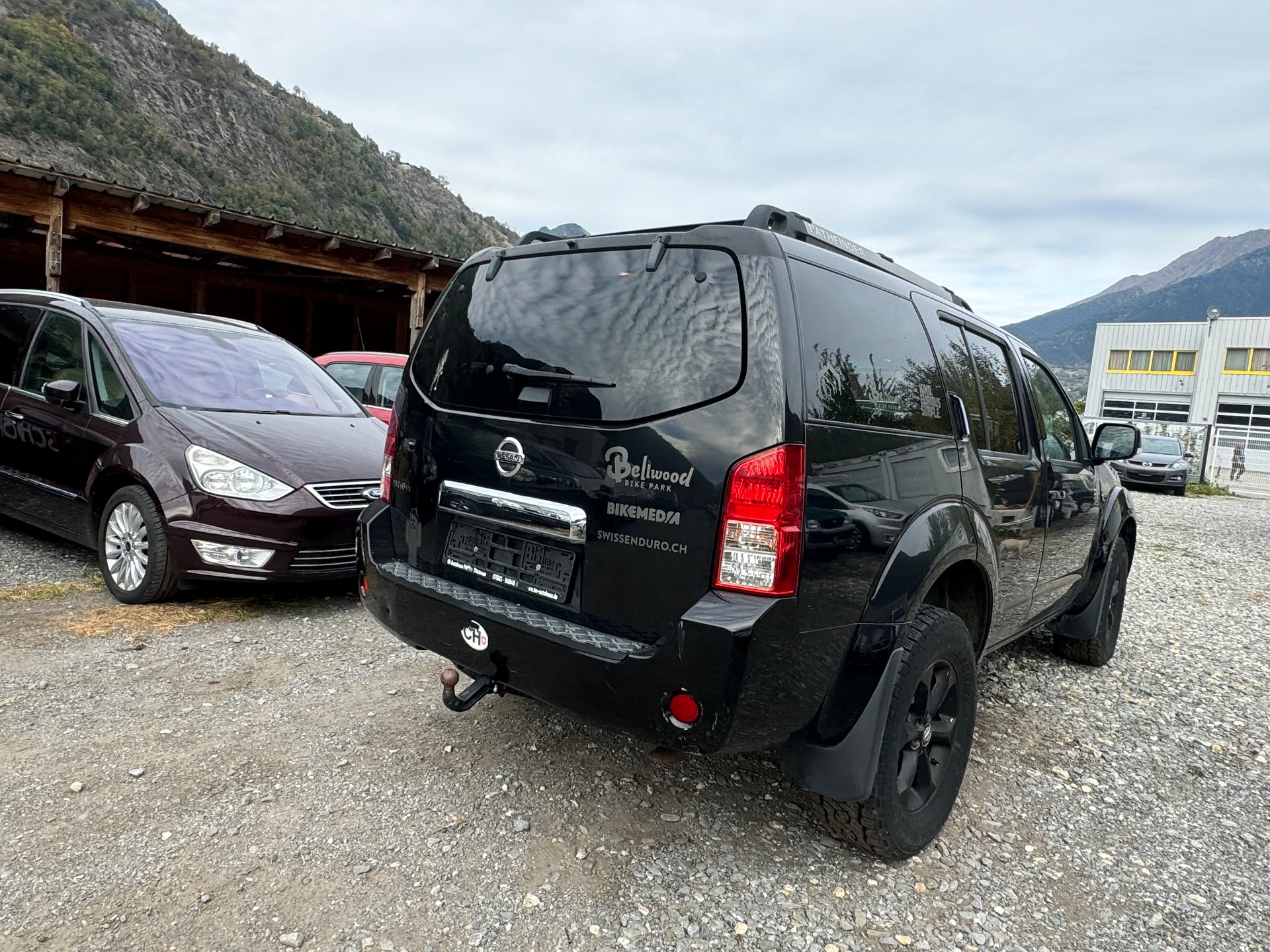 NISSAN Pathfinder 2.5 dCi LE-image-5