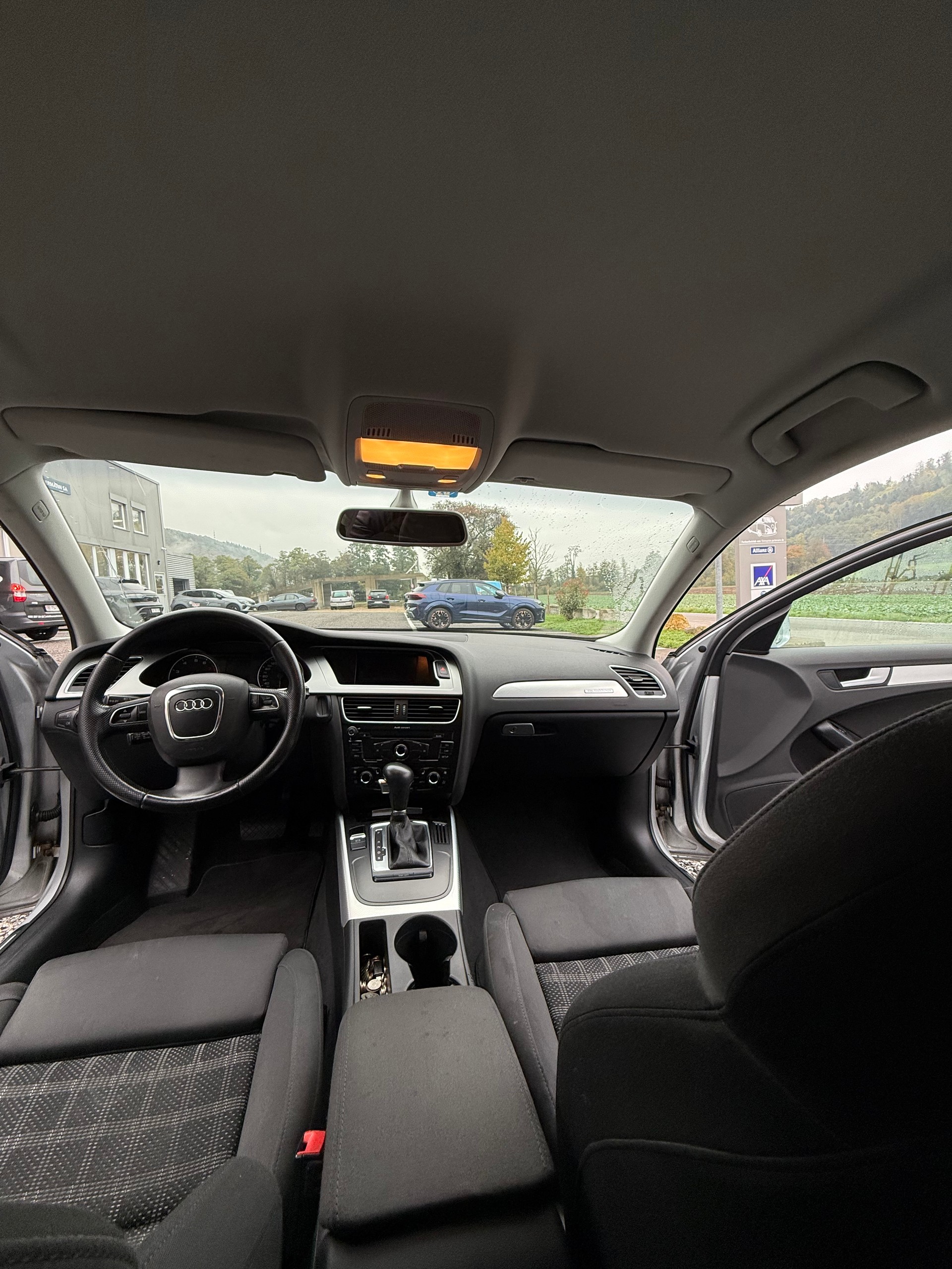 AUDI A4-image-4