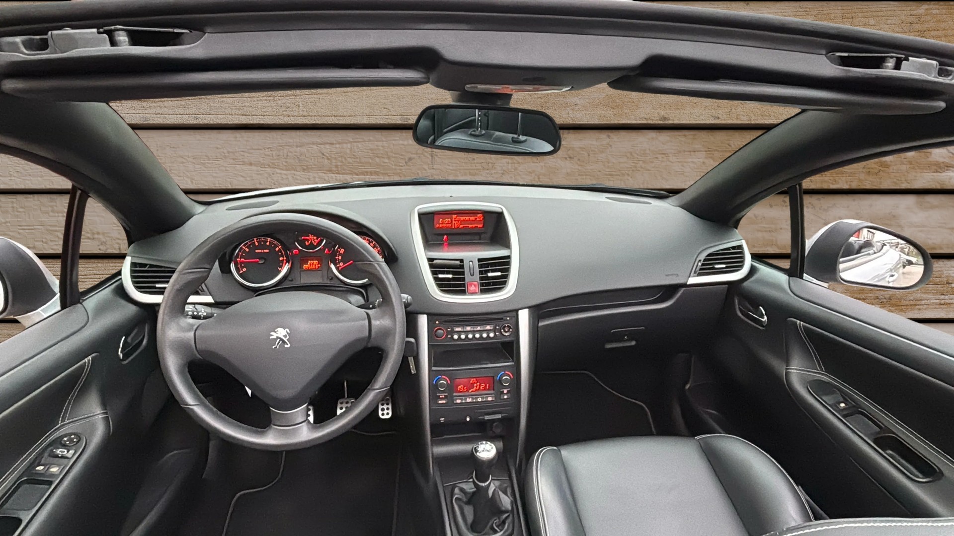 PEUGEOT 207 CC 1.6 16V Swiss Collector-image-6