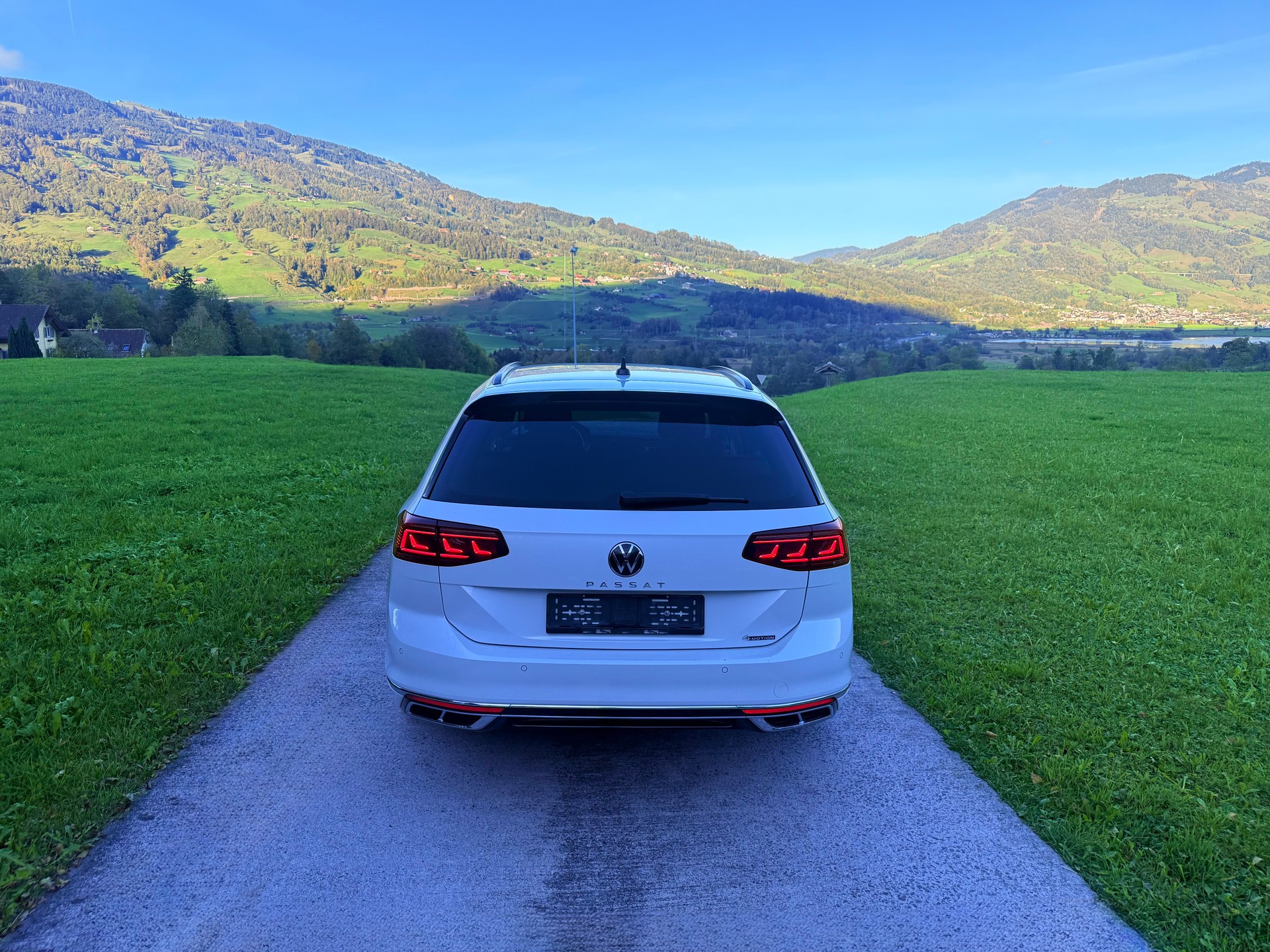 VW Passat 2.0 TDI BMT Business 4Motion DSG *R Line*-image-8