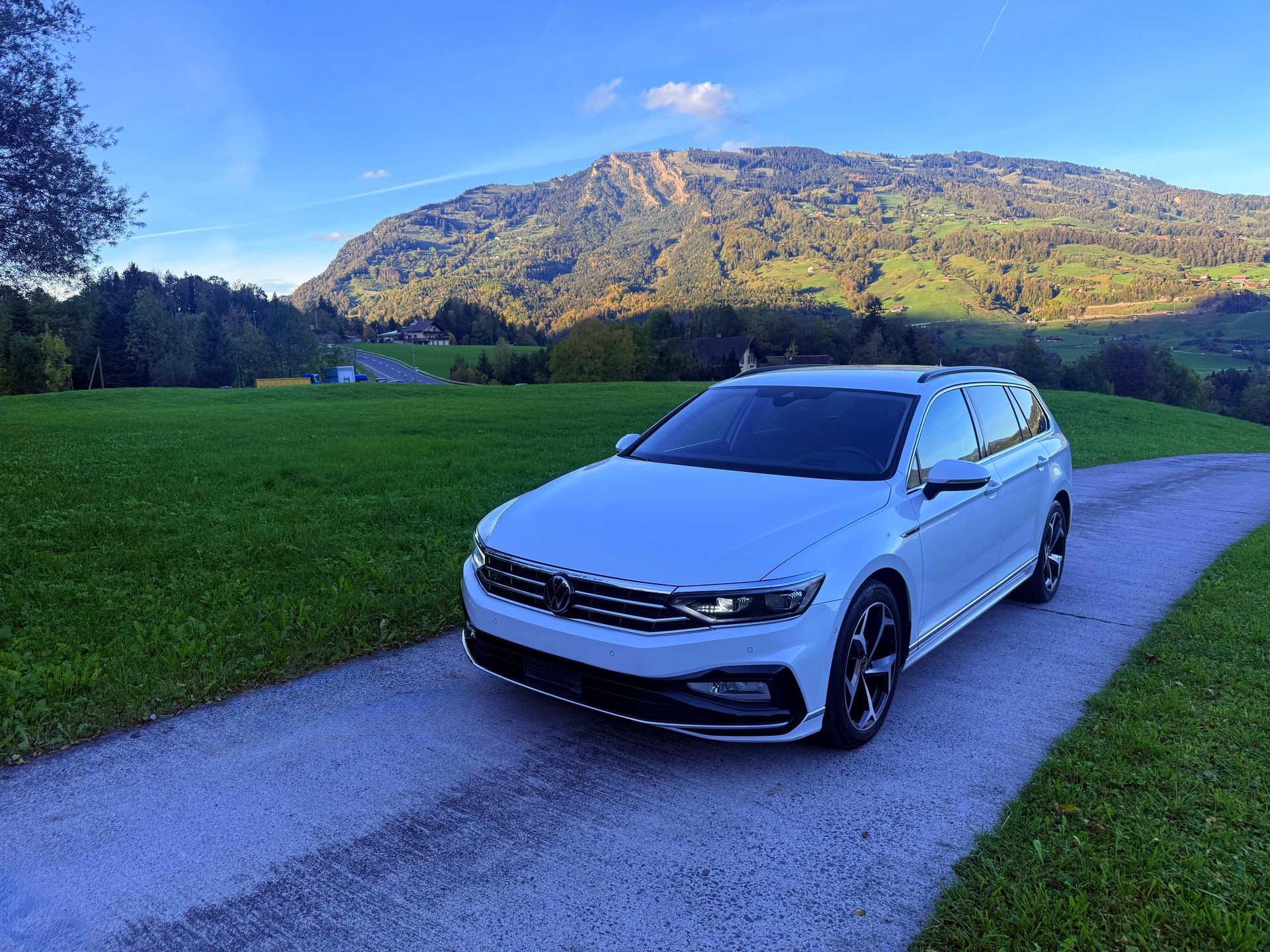 VW Passat 2.0 TDI BMT Business 4Motion DSG *R Line*-image-9
