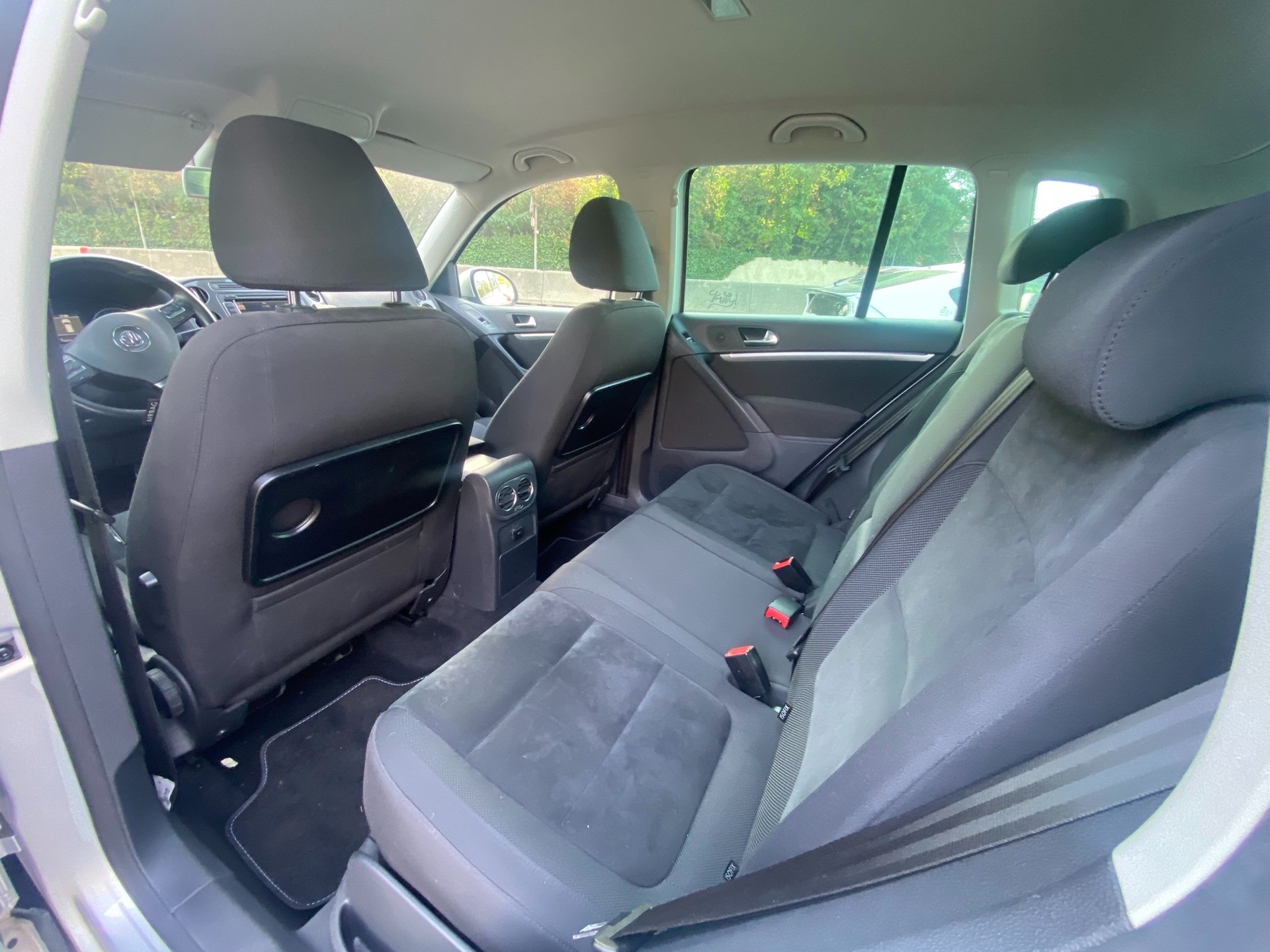VW Tiguan 2.0 TSI Sport&Style 4Motion DSG-image-4