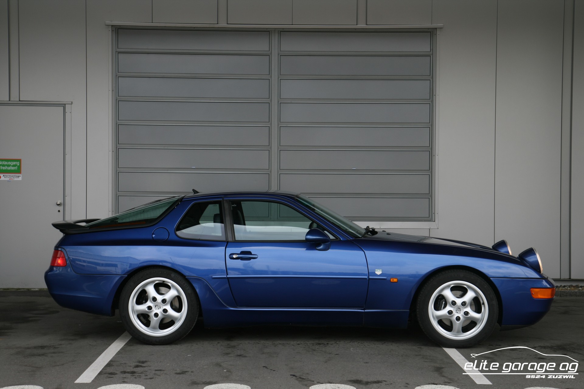 PORSCHE 968-image-5