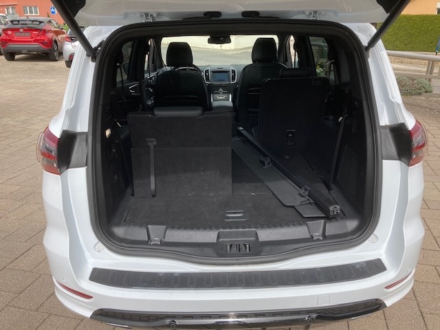 FORD S-Max 2.0 TDCi ST-Line AWD Automatic-image-5
