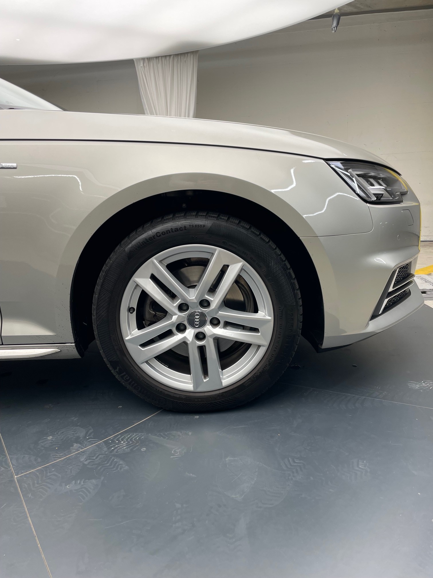 AUDI A4 Avant 2.0 TFSI S-tronic-image-8