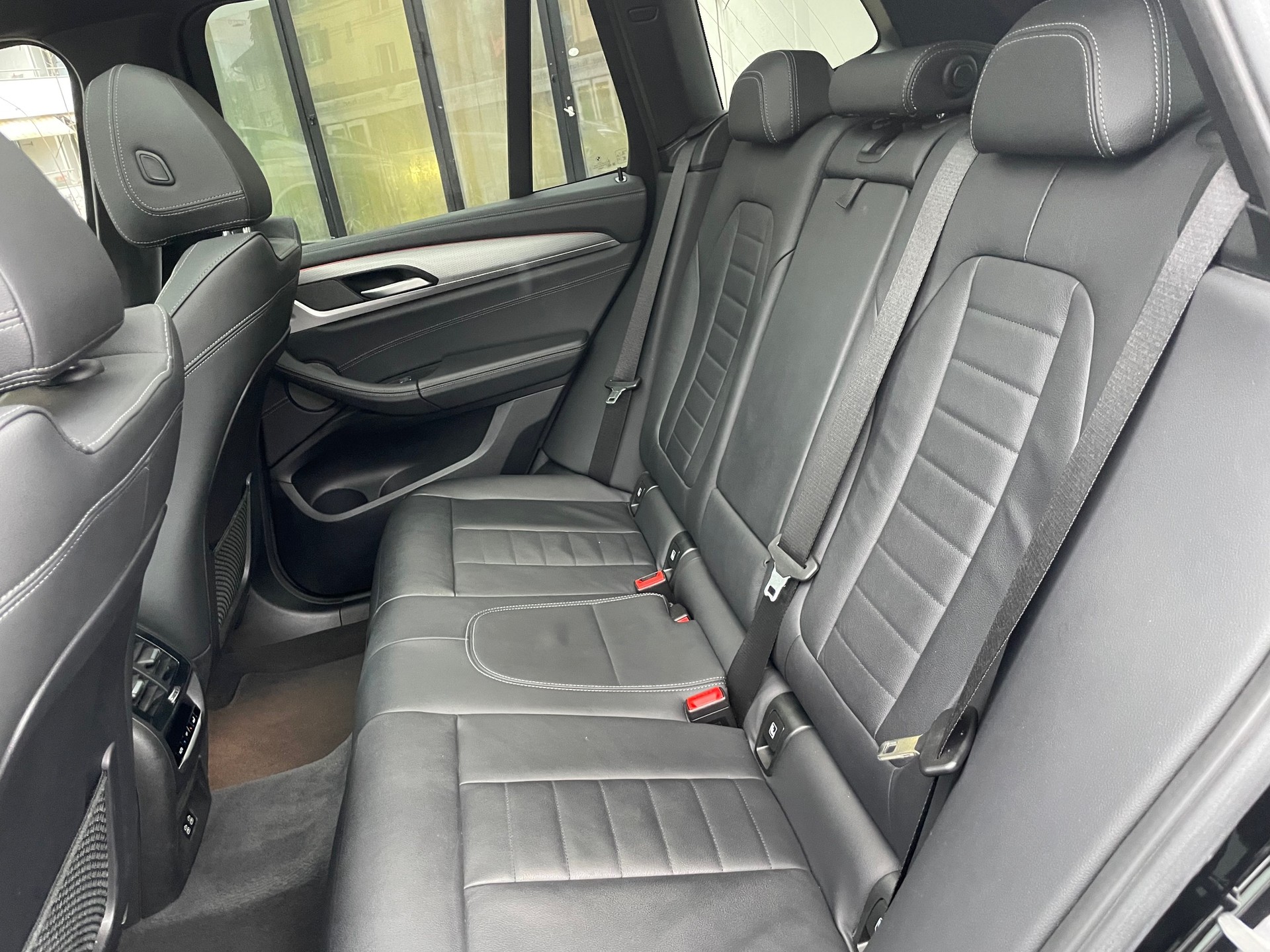 BMW X3 xDrive M40i-image-9