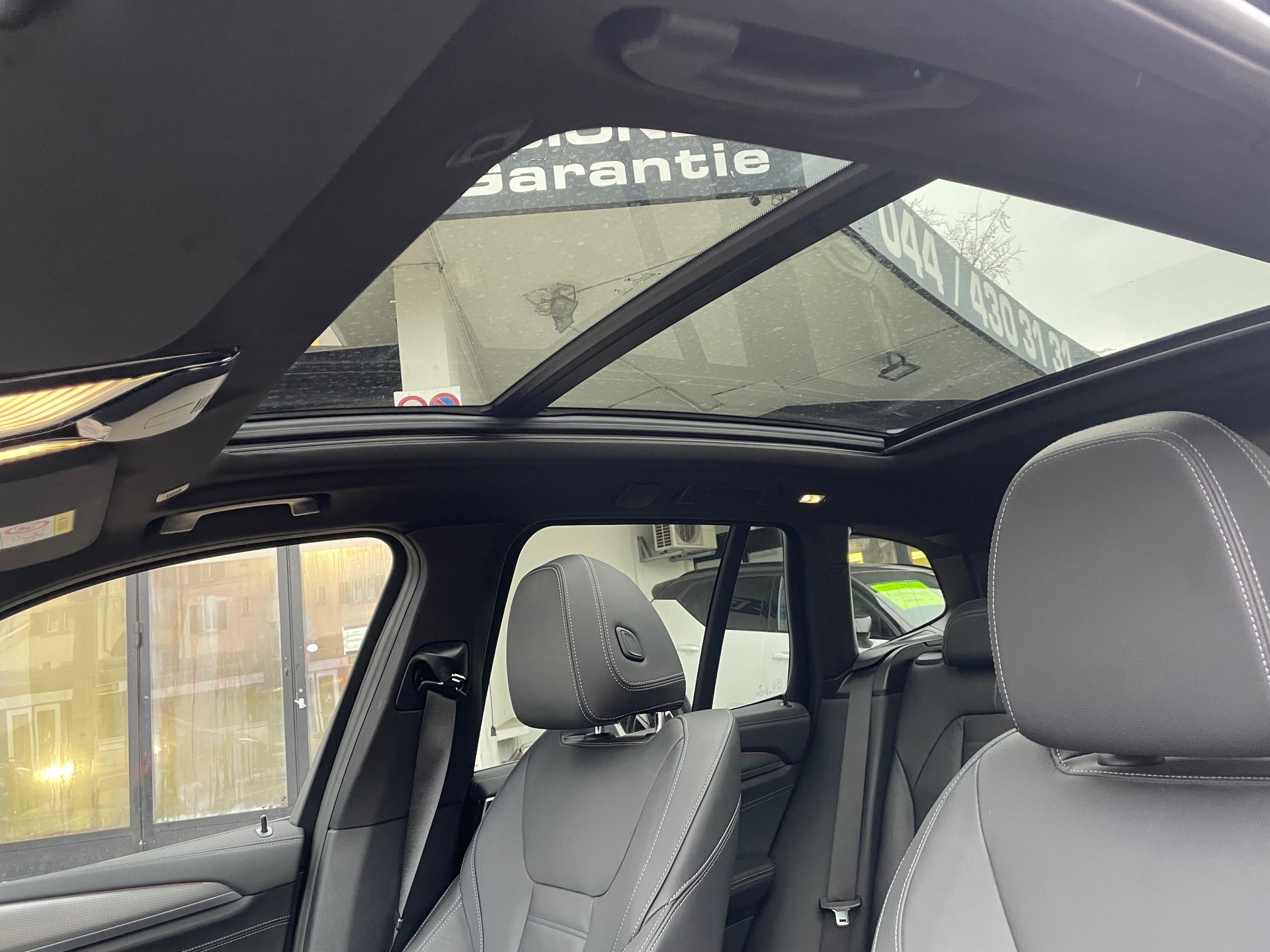 BMW X3 xDrive M40i-image-8