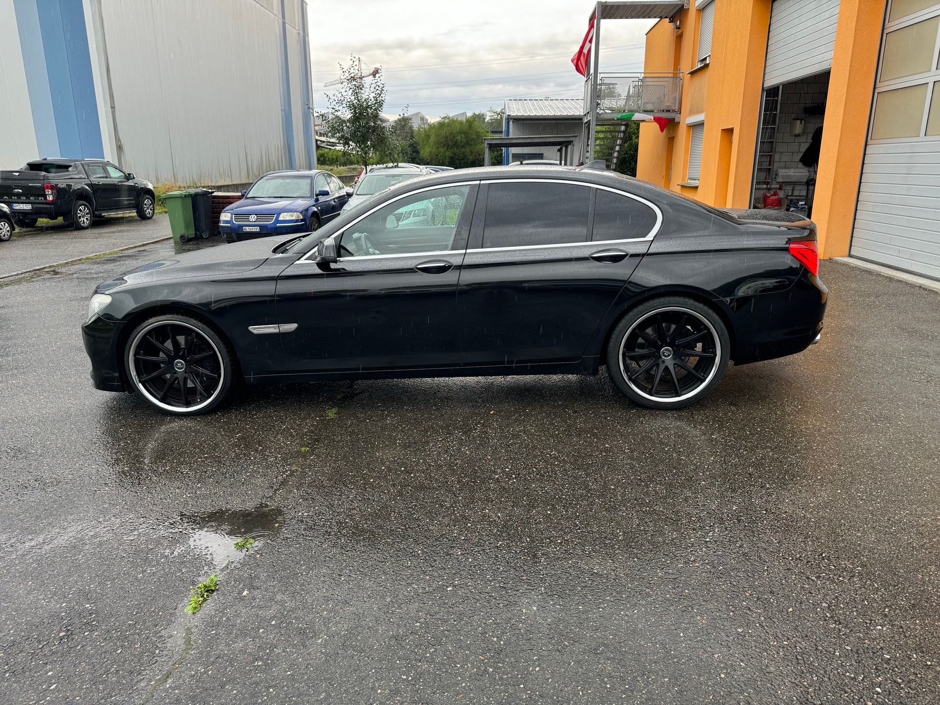 BMW 730d-image-5