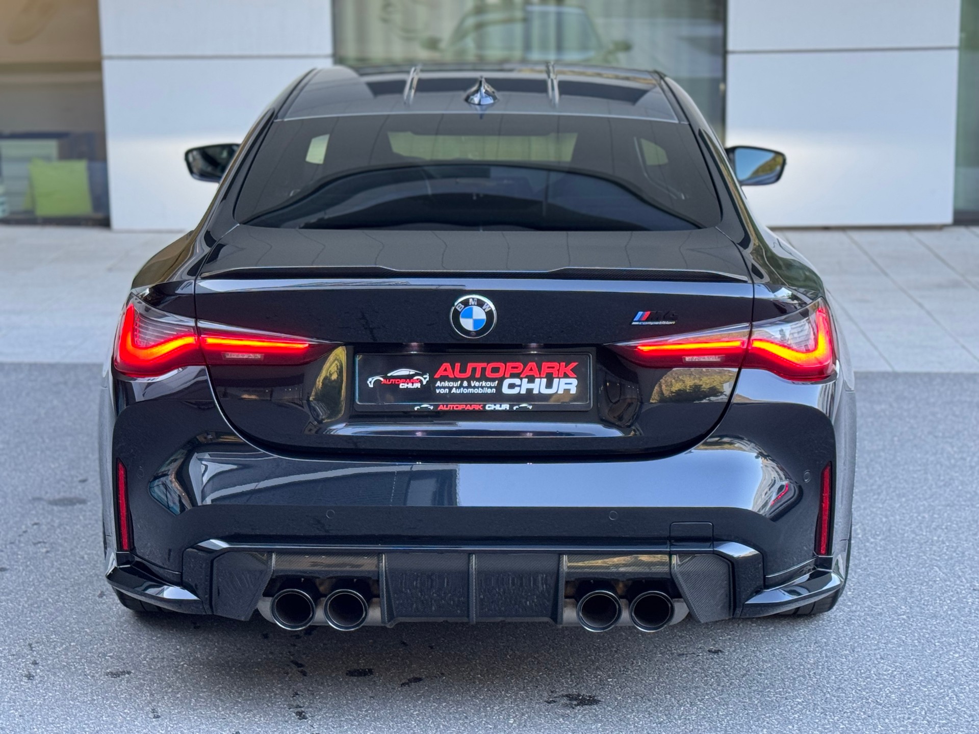 BMW M4 Coupé Competition M xDrive-image-3
