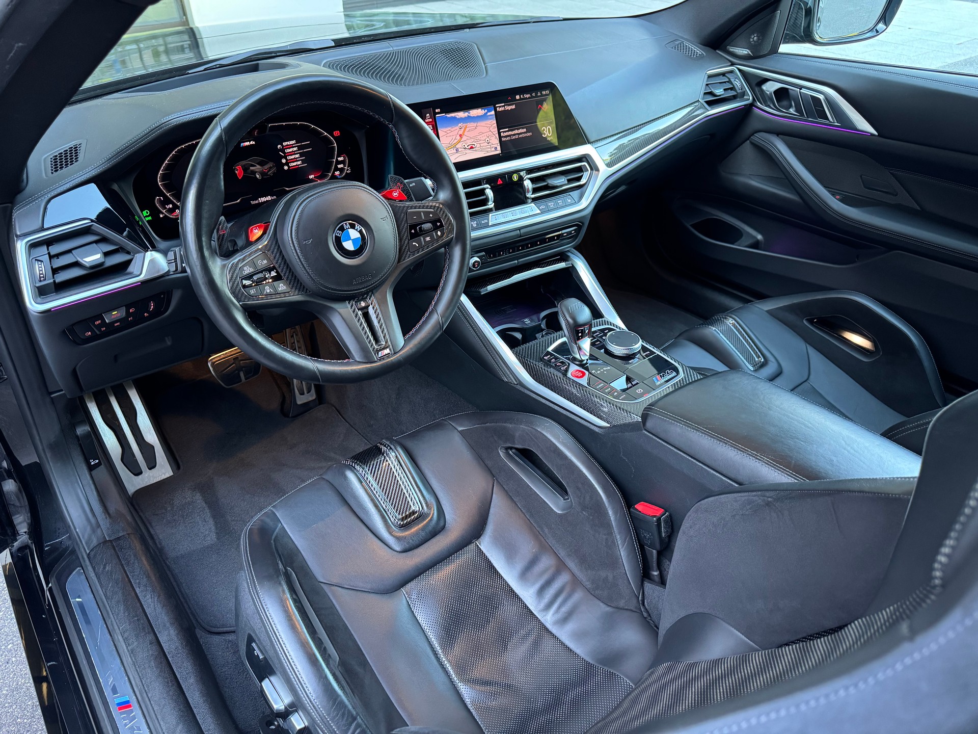 BMW M4 Coupé Competition M xDrive-image-9