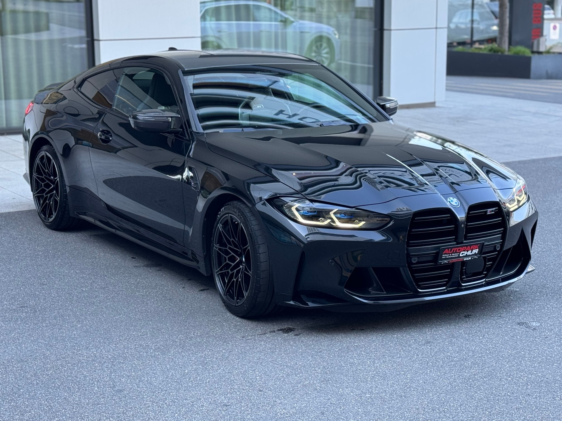 BMW M4 Coupé Competition M xDrive-image-5