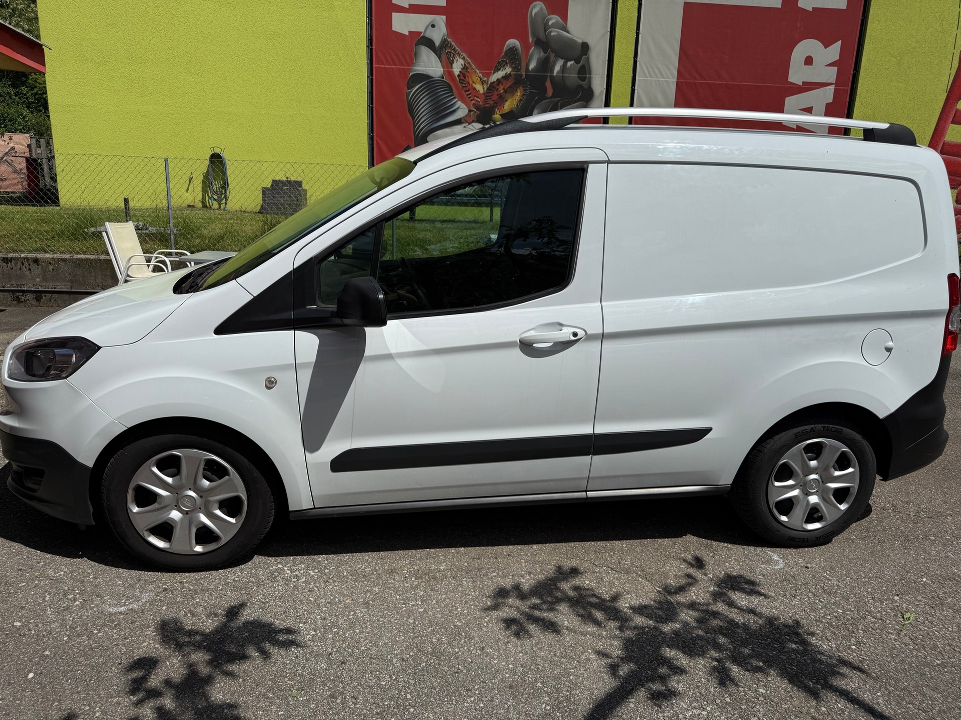FORD Transit Courier Van 1.5 TDCi Trend-image-2