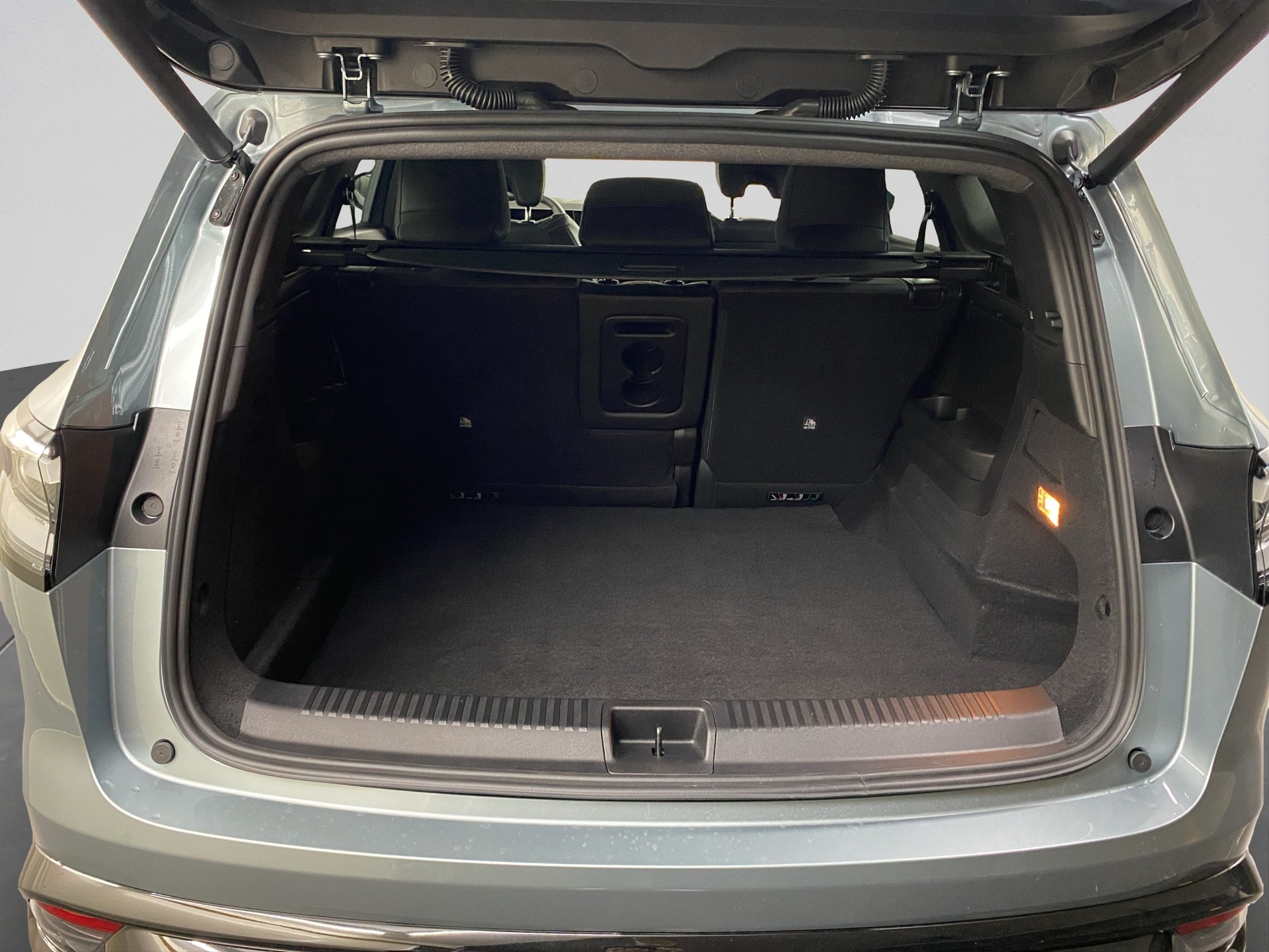 RENAULT Espace 1.2 E-Tech 200 Iconic 5-Sitze-image-11