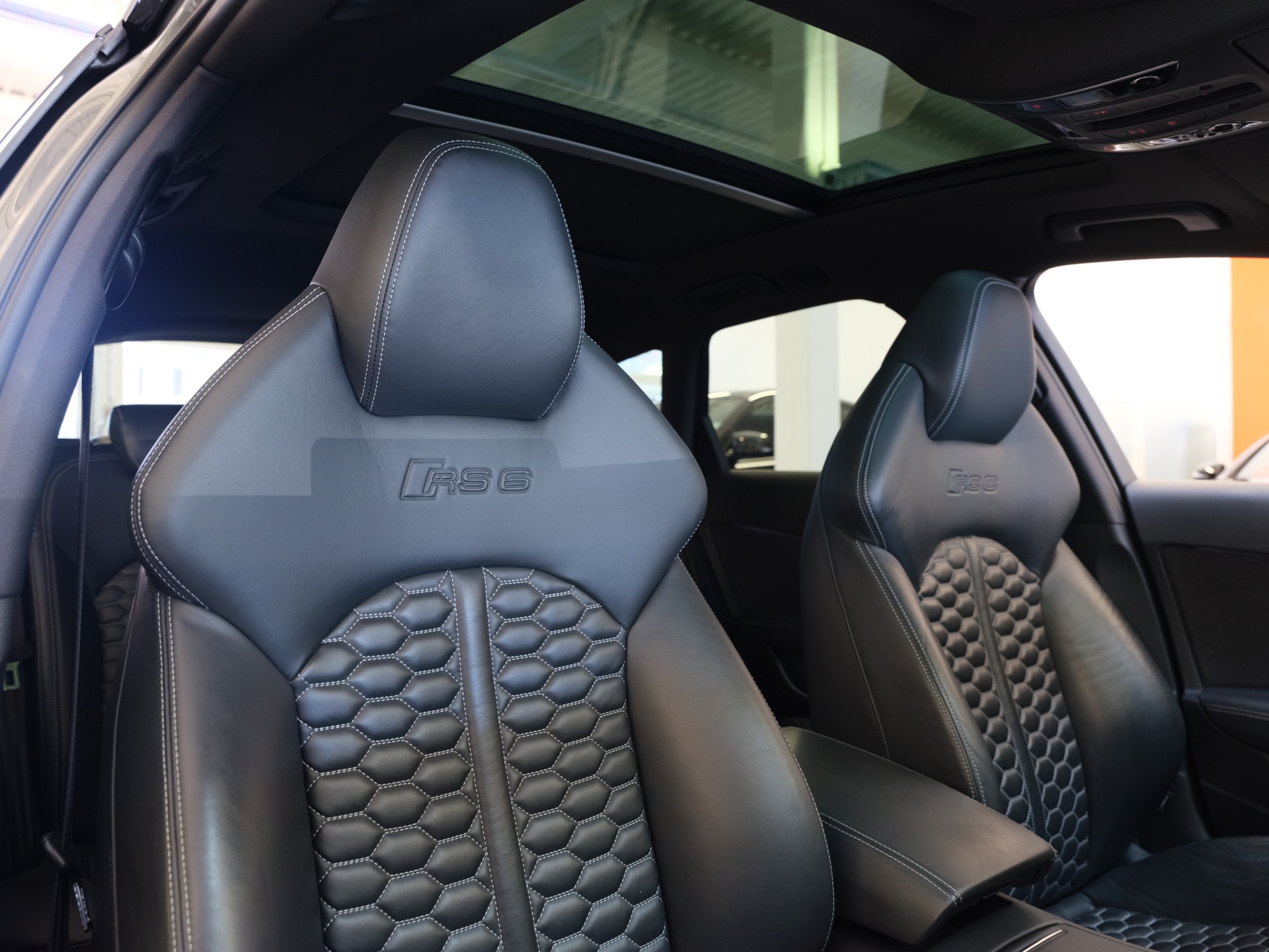 AUDI RS6 Avant 4.0 TFSI V8 performance quattro • SPORTAUSPUFFANLAGE-image-17