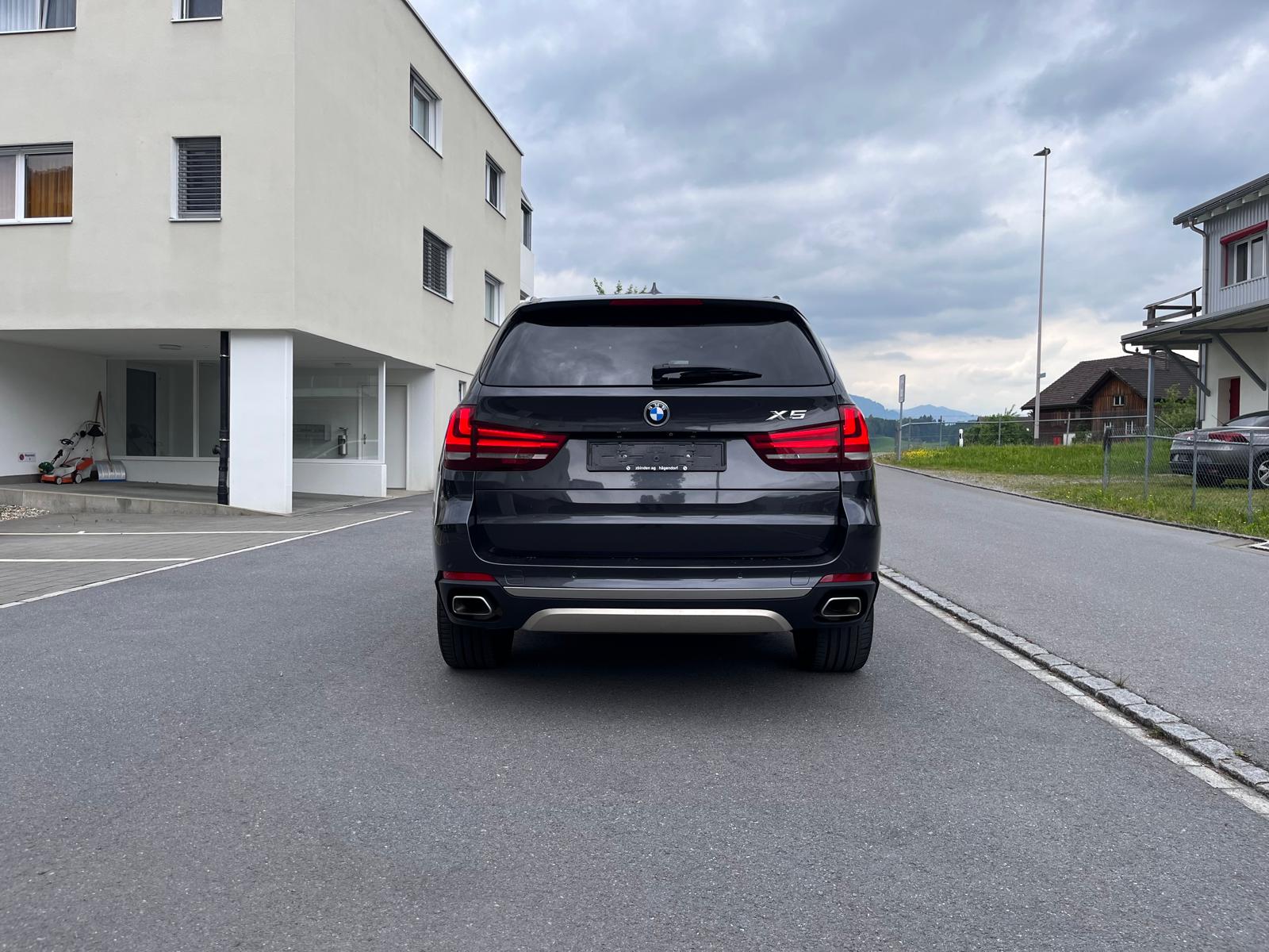 BMW X5 xDrive 40d Steptronic 7Sitz 24Mt Gara-image-6