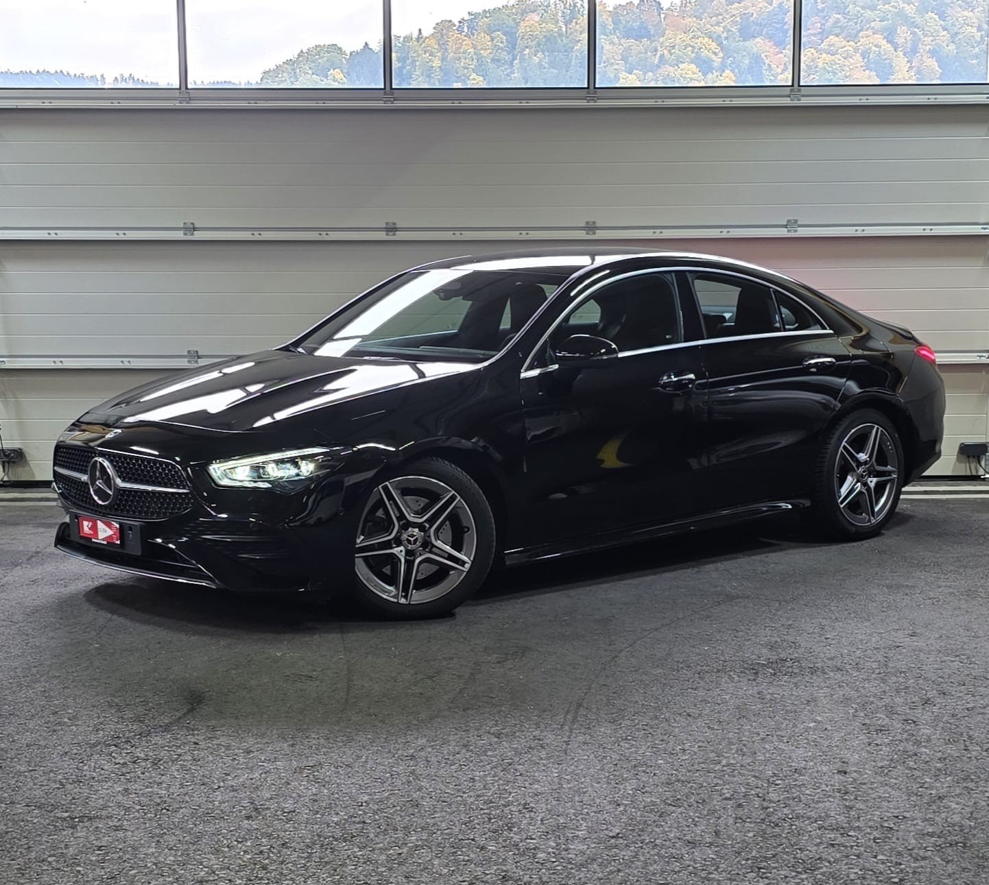 MERCEDES-BENZ CLA 200 AMG Line 7G-DCT *AHK*-image-0