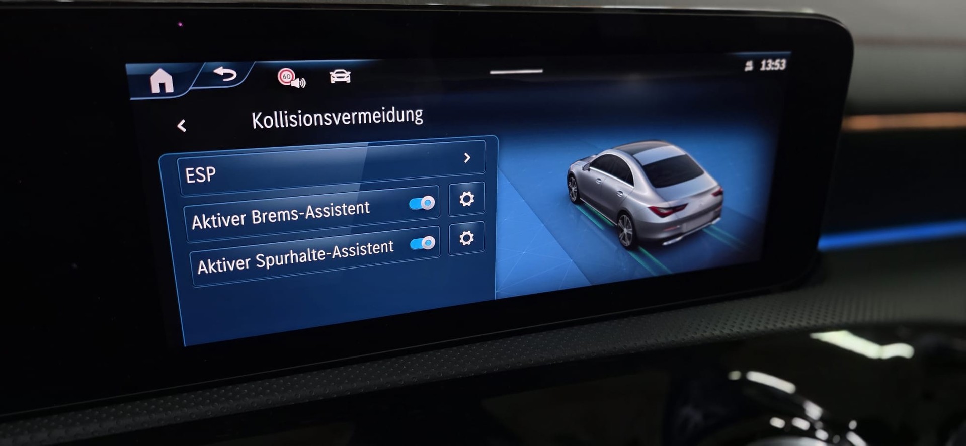 MERCEDES-BENZ CLA 200 AMG Line 7G-DCT *AHK*-image-20