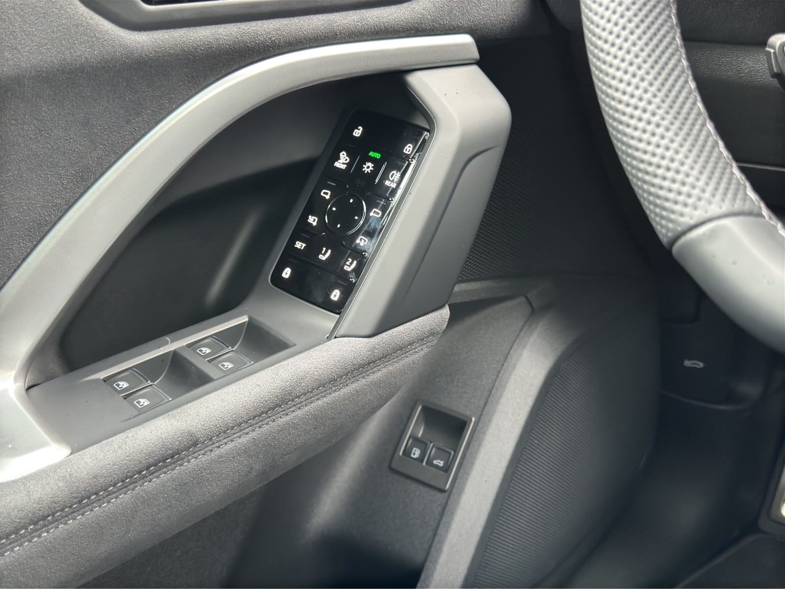 AUDI Q5 e-hybrid quattro 220 kW S-tronic-image-14