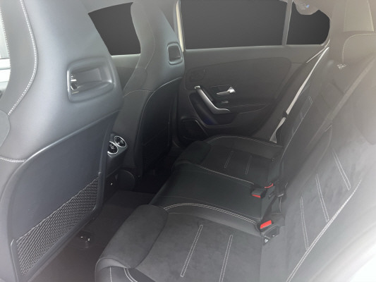 MERCEDES-BENZ A 180 Night Star 7G-DCT-image-6