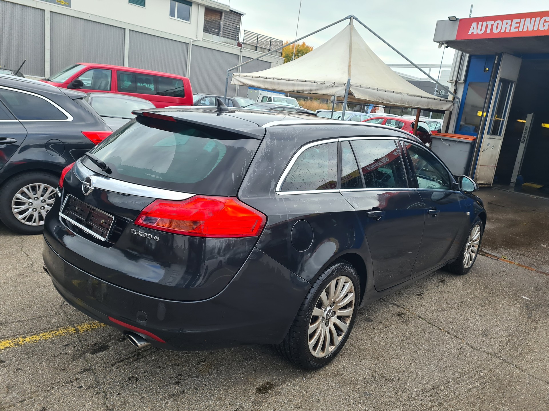 OPEL Insignia ST 2.0 Turbo Cosmo 4WD Aut.-image-2