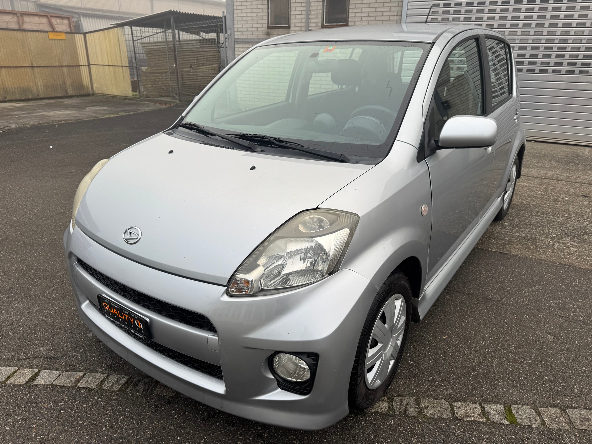 DAIHATSU Sirion 1.3 S eco-4WD-image-2
