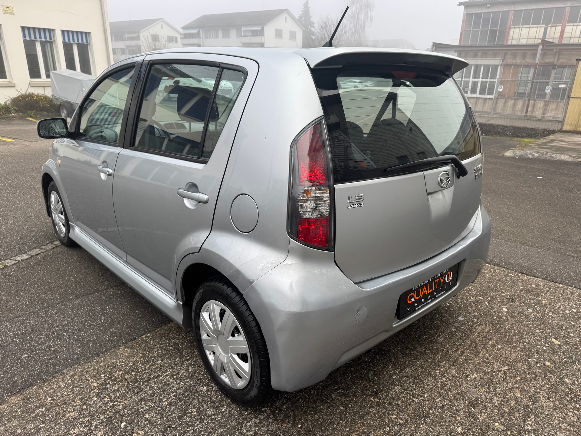 DAIHATSU Sirion 1.3 S eco-4WD-image-4