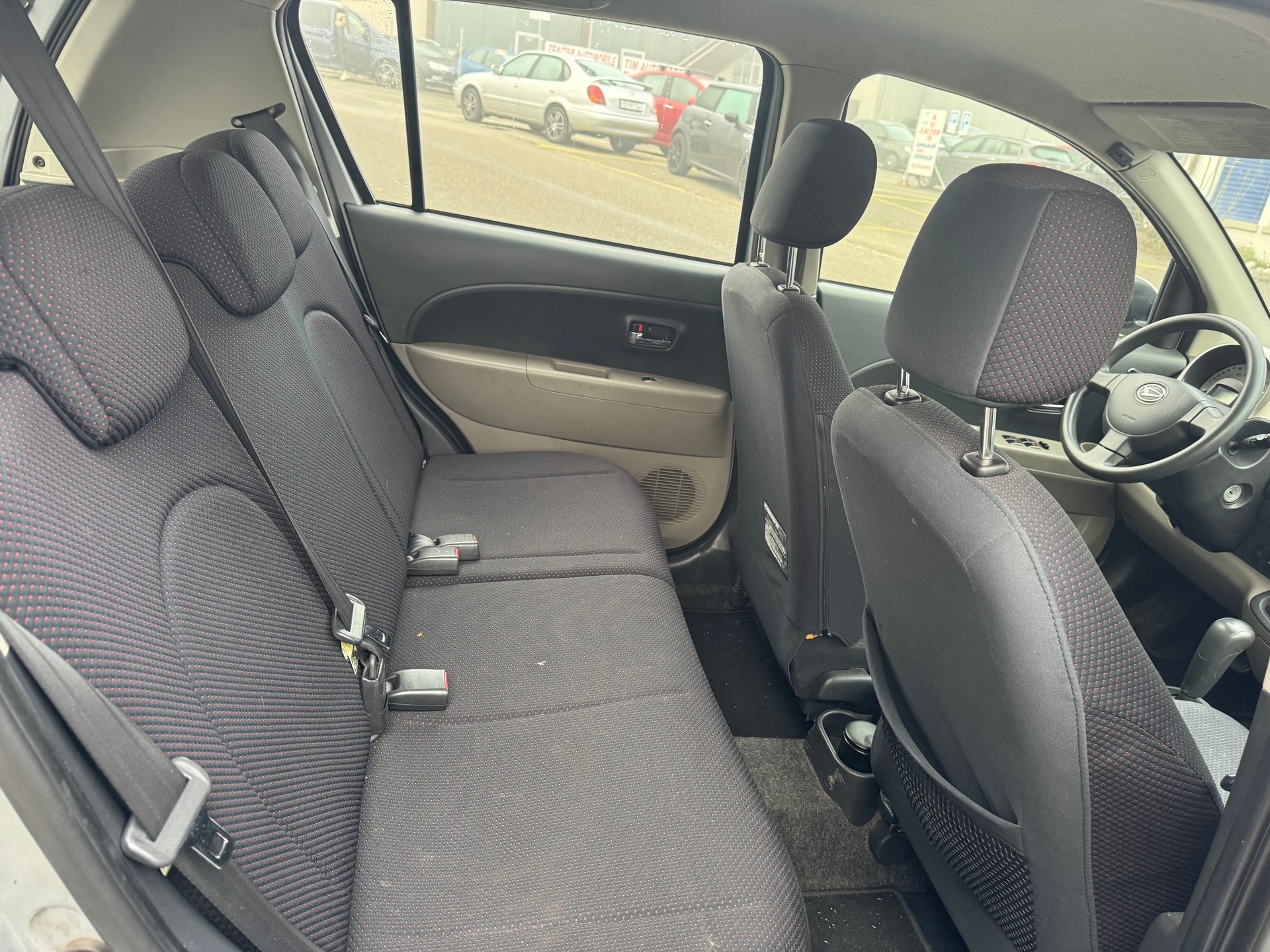 DAIHATSU Sirion 1.3 S eco-4WD-image-11