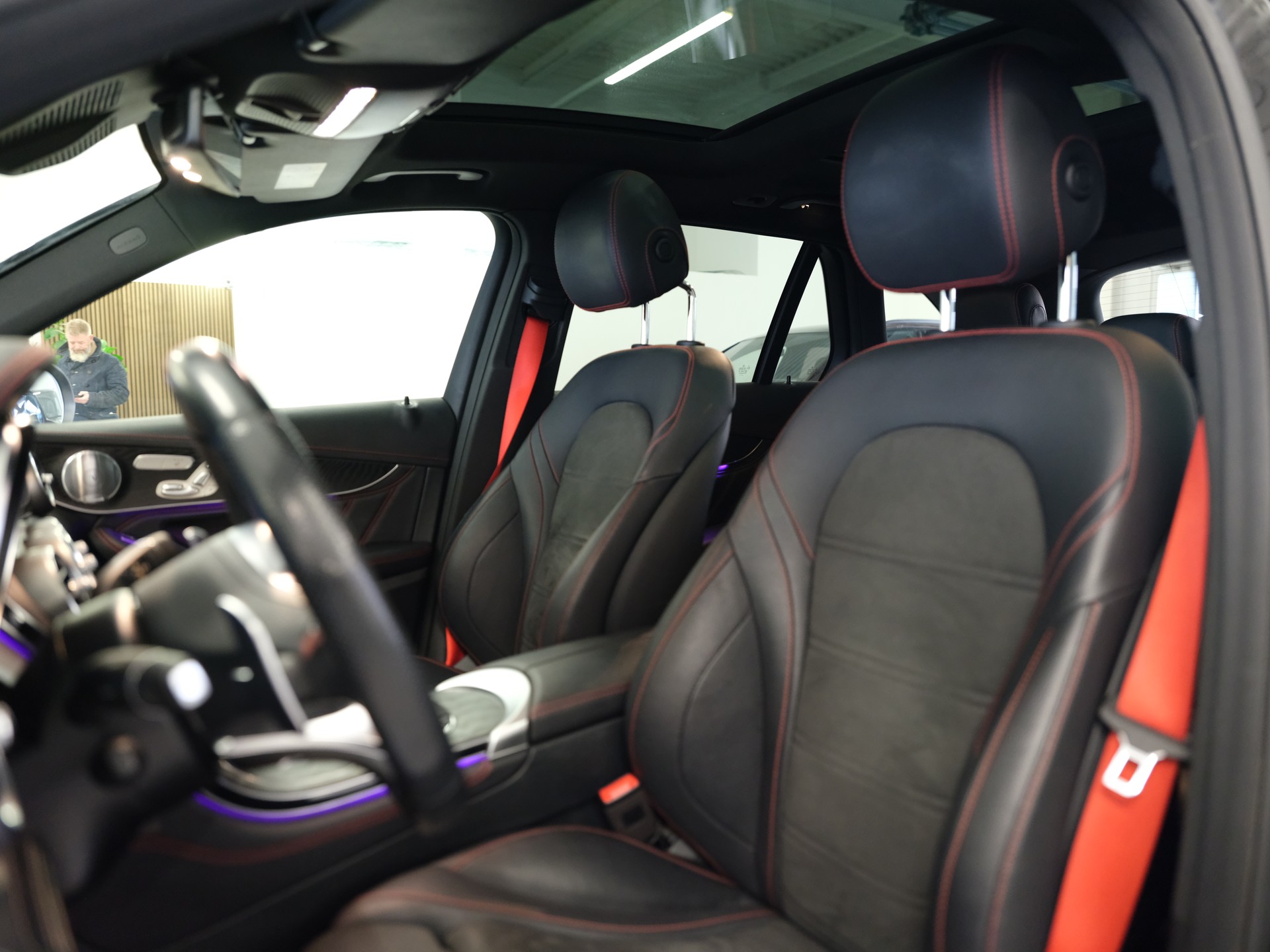 MERCEDES-BENZ GLC 43 AMG 4Matic 9G-Tronic-image-13
