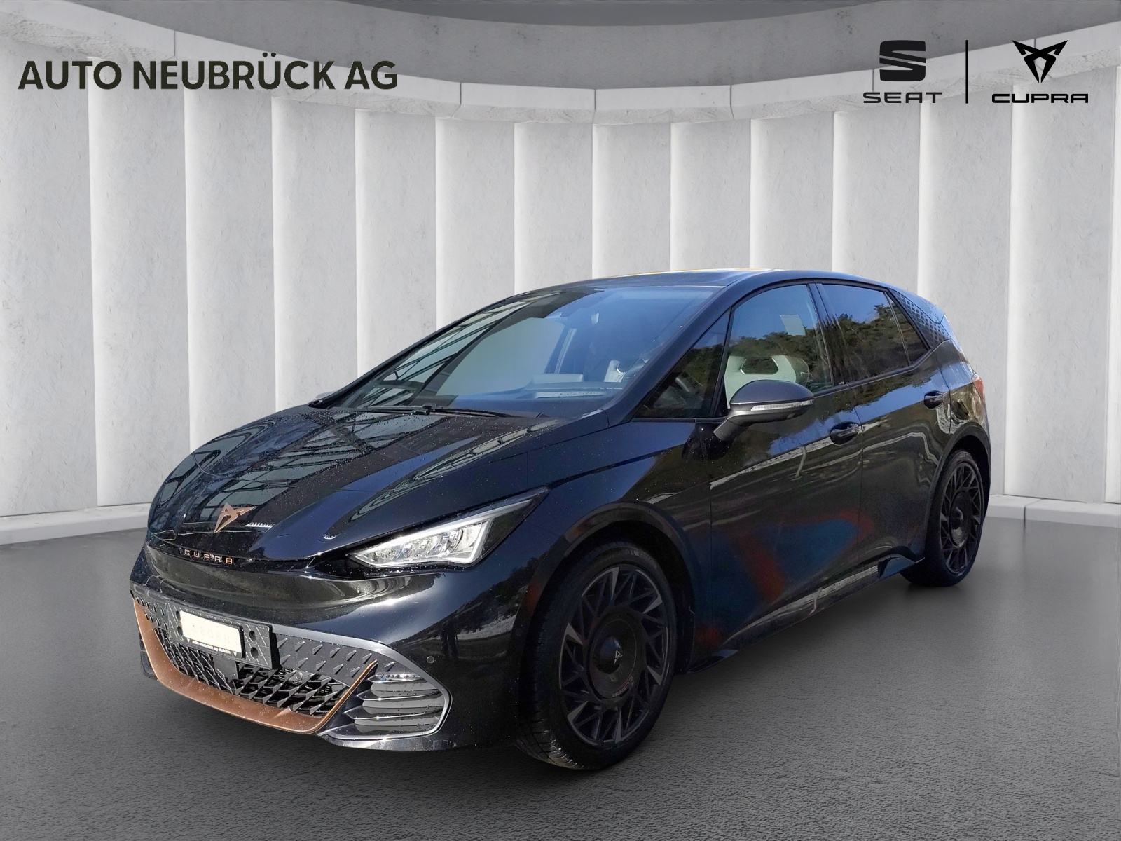 CUPRA Born 79 kWh e-Boost Adrenaline-image-0