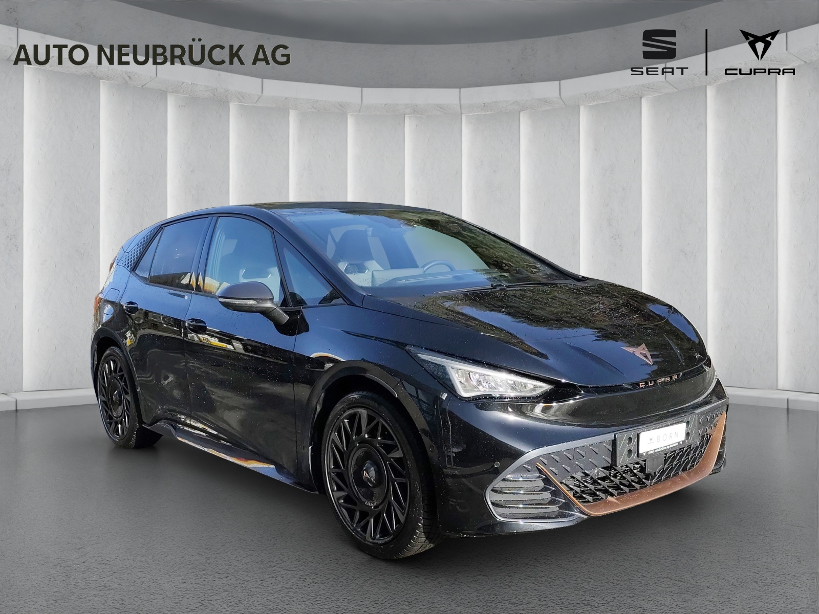 CUPRA Born 79 kWh e-Boost Adrenaline-image-4