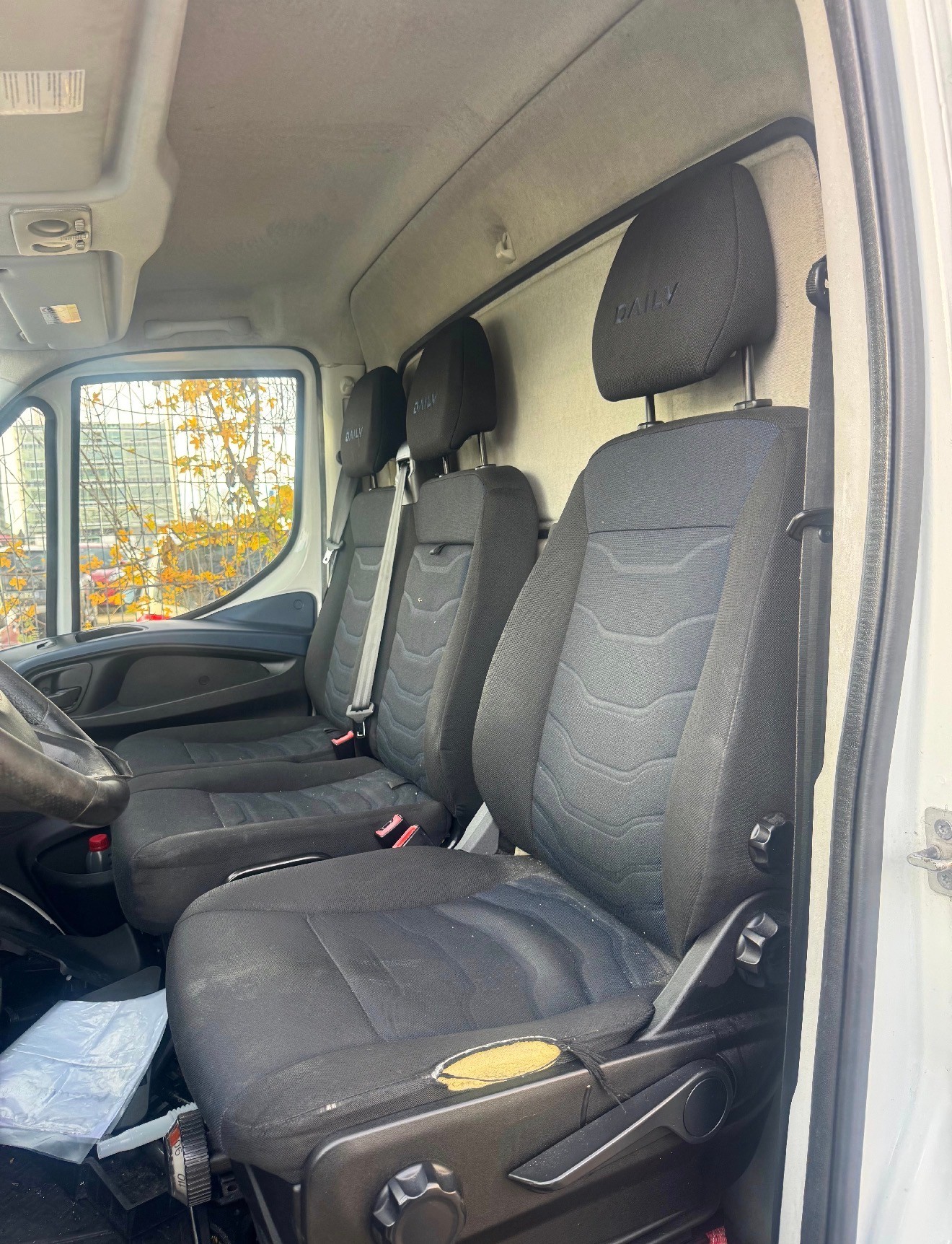 IVECO 35 S 18 Automatik, 180 PS, Koffer mit Hebebühne, AHK 3.5 T-image-5