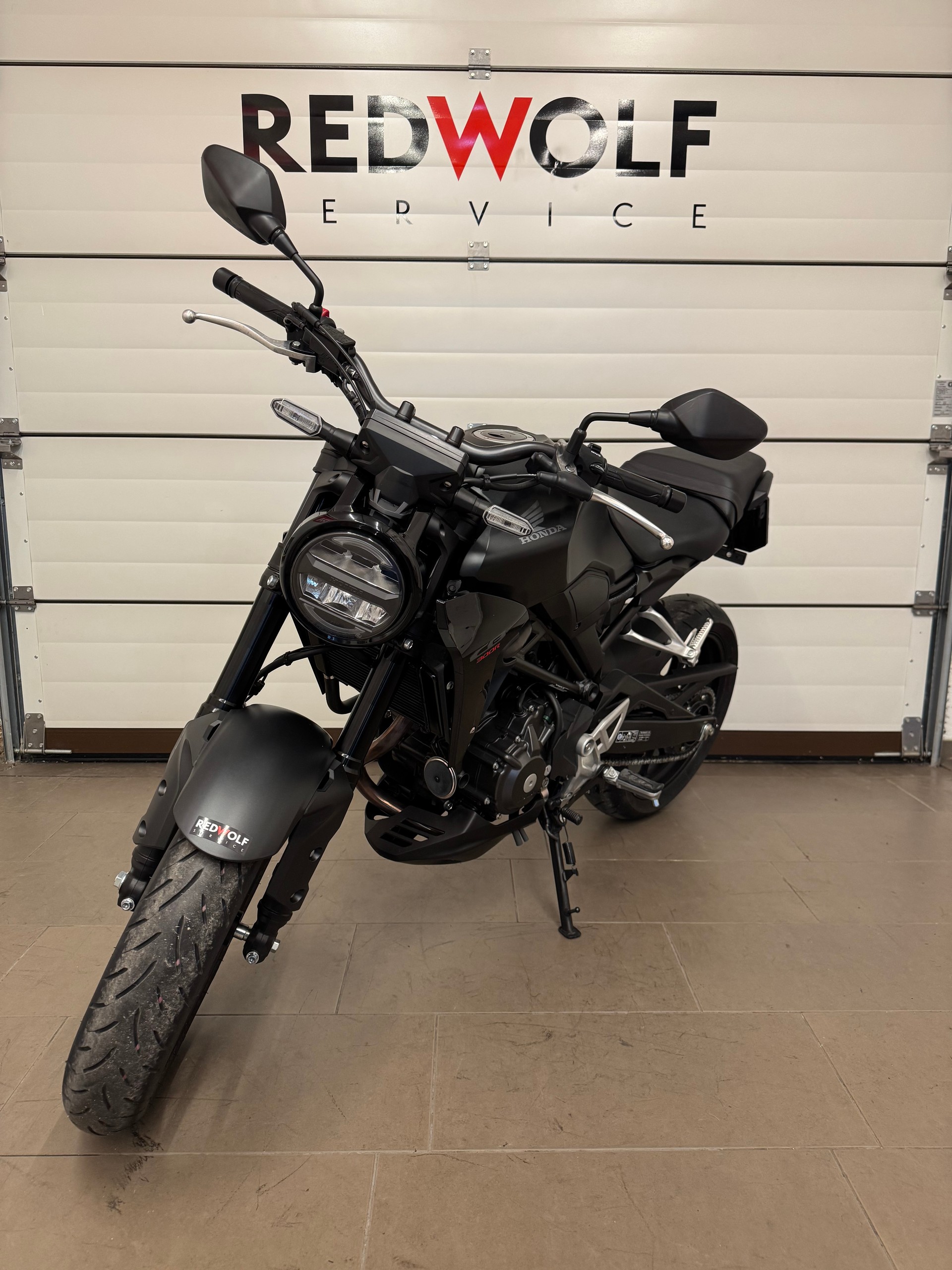 HONDA CB 300 R-image-2