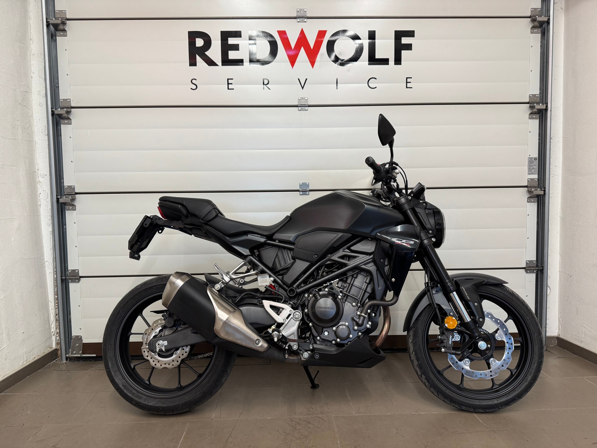 HONDA CB 300 R