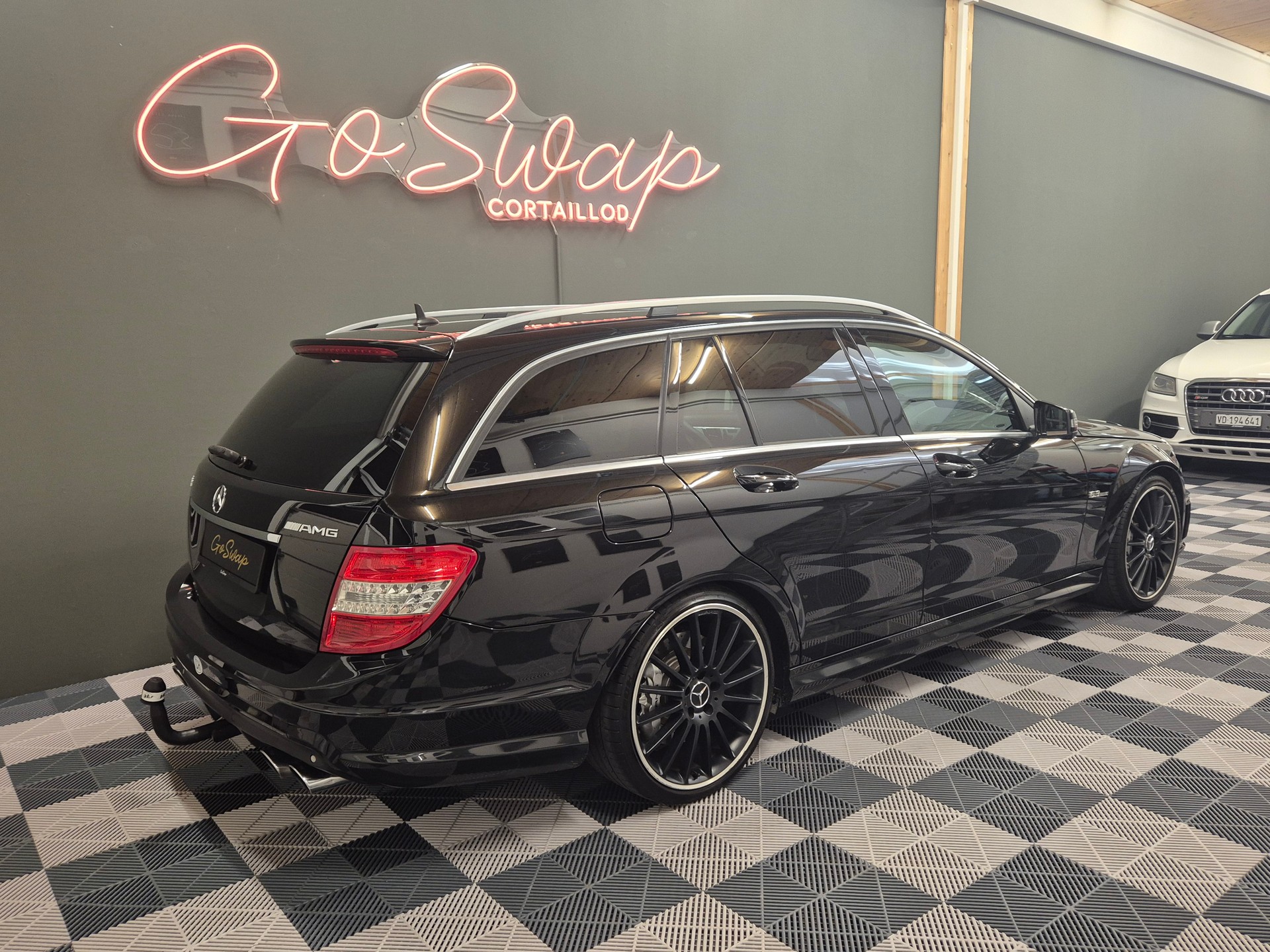 MERCEDES-BENZ C 63 AMG Avantgarde 7G-Tronic - Swiss Edition-image-6