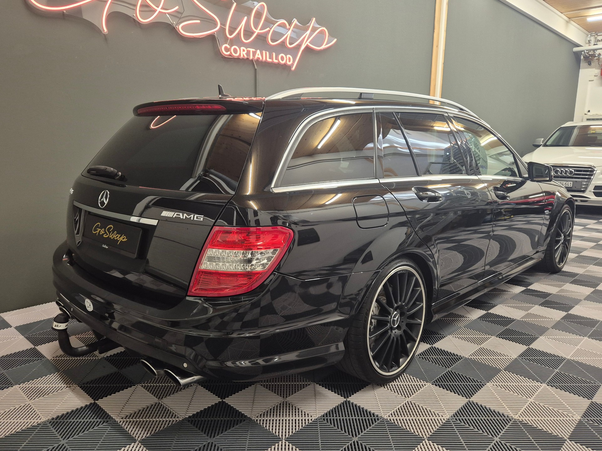 MERCEDES-BENZ C 63 AMG Avantgarde 7G-Tronic - Swiss Edition-image-7