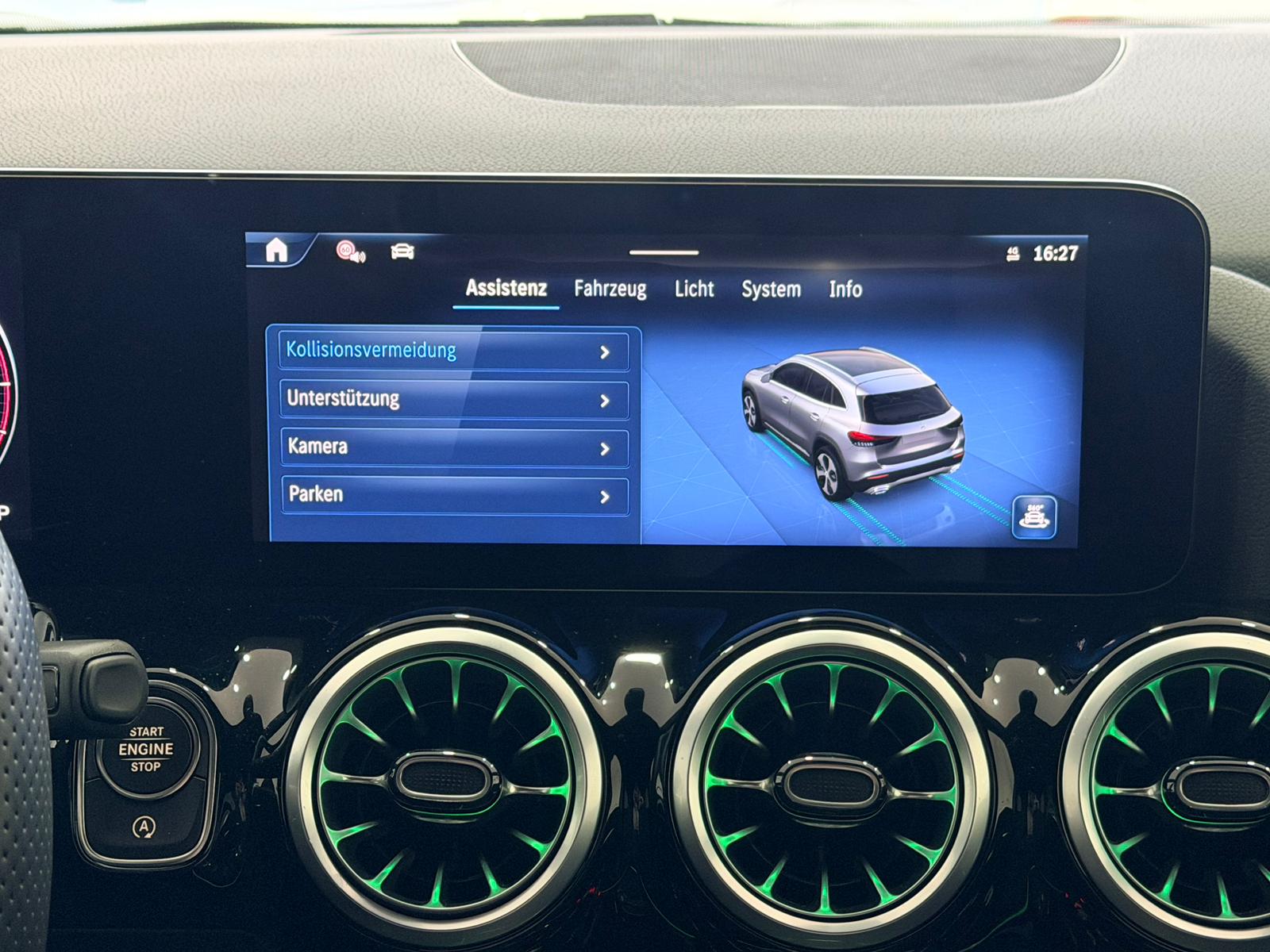 MERCEDES-BENZ GLA 200d AMG Line 8G-DCT-image-15