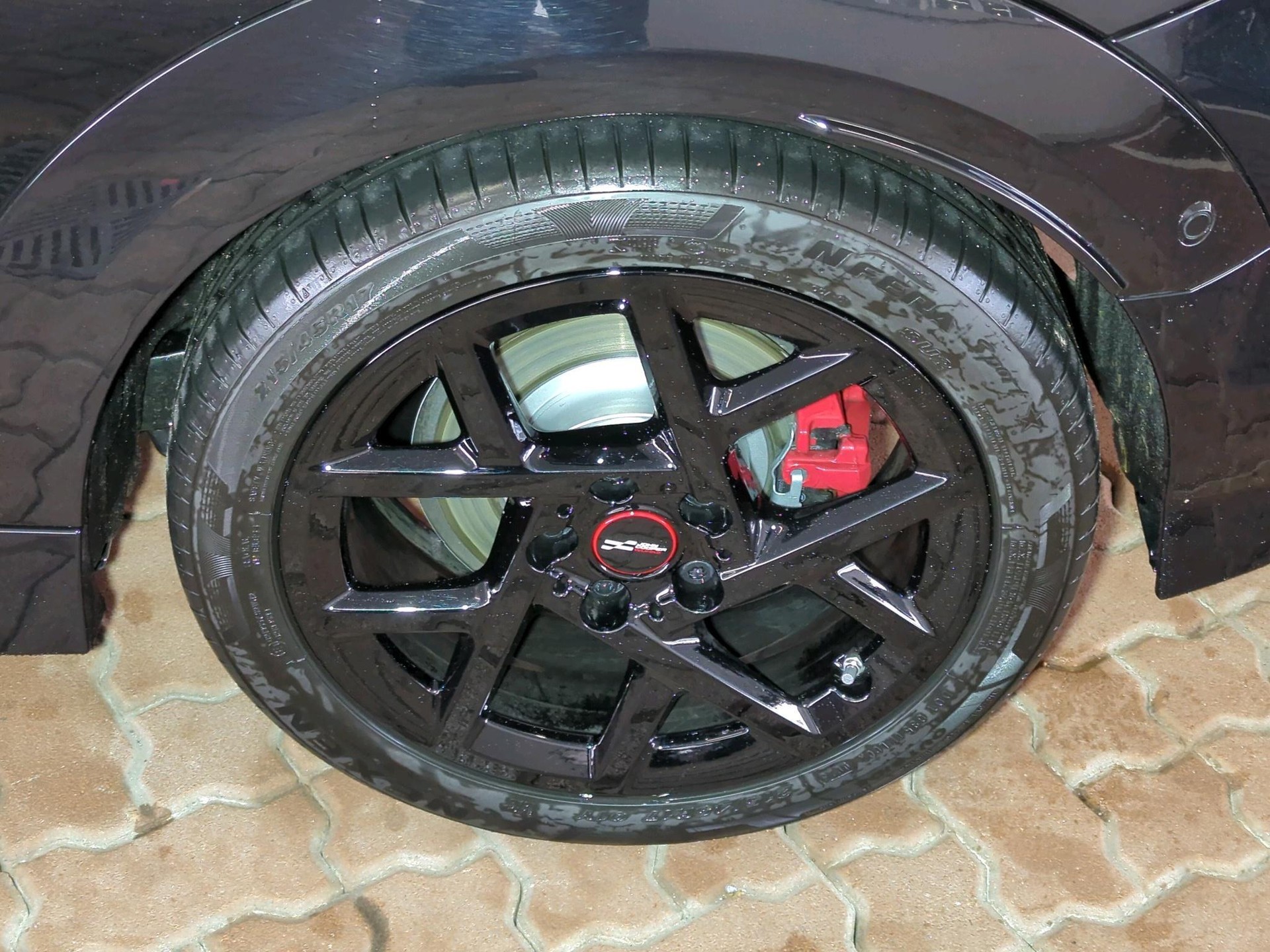 MINI John Cooper Works Cabrio-image-8