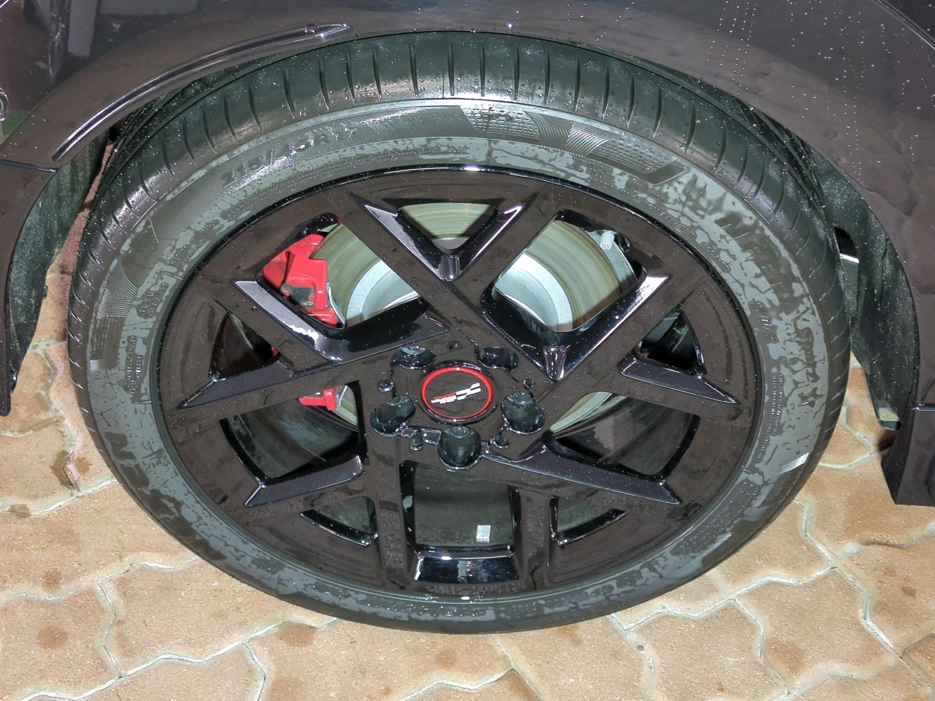 MINI John Cooper Works Cabrio-image-6