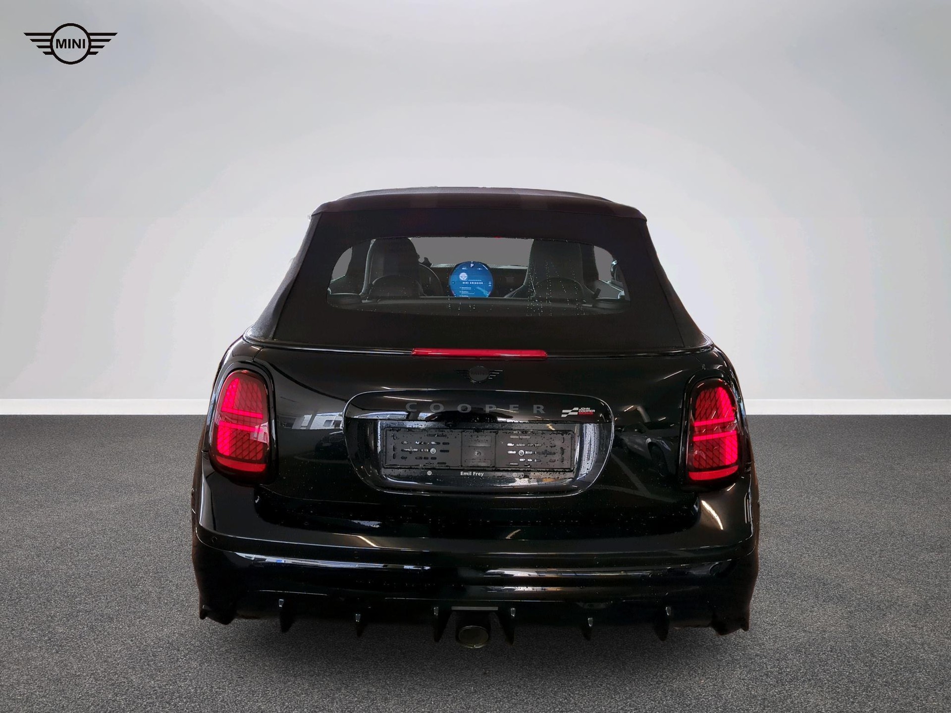 MINI John Cooper Works Cabrio-image-14
