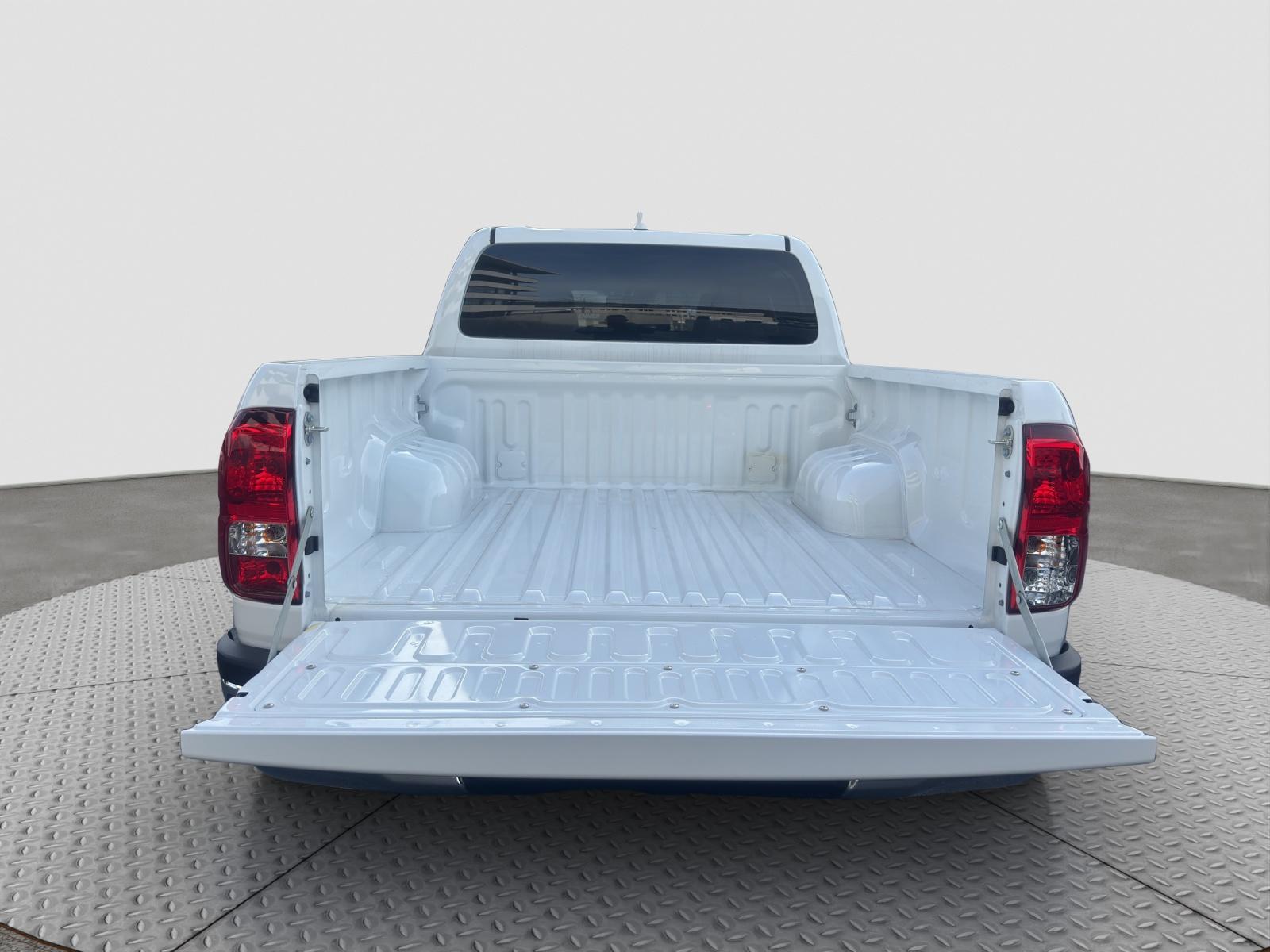 TOYOTA Hilux Double Cab.-Pick-up 2.8 D-4D 204 Style-image-5