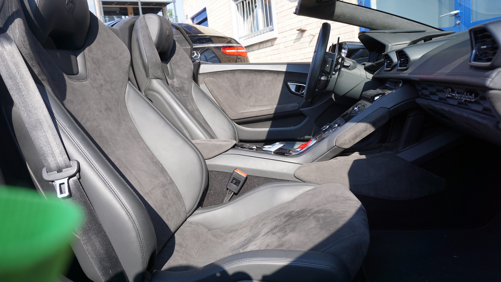 LAMBORGHINI Huracan LP610-4 Spyder DCT-image-19