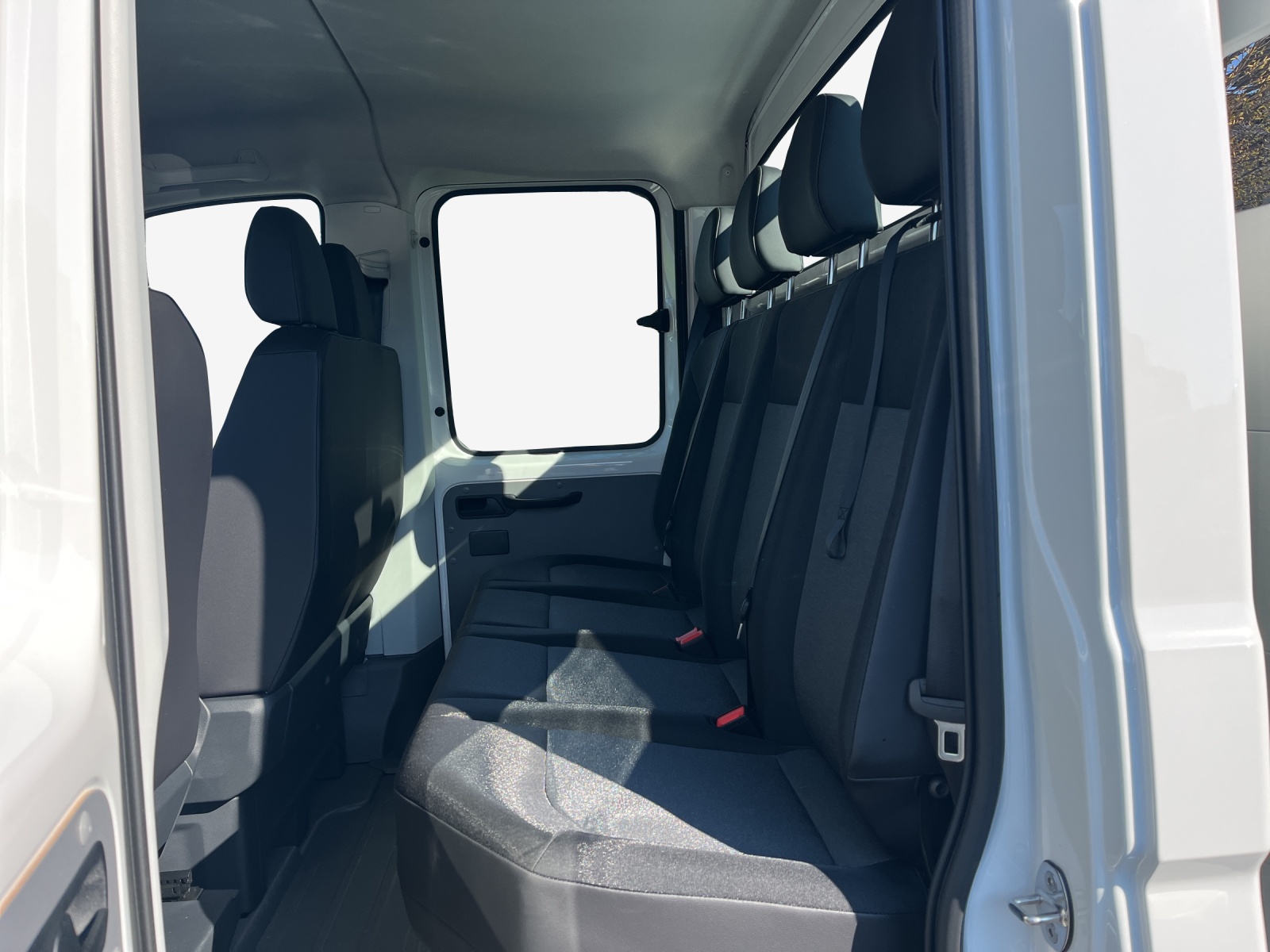 VW Crafter 35 2.0 BiTDI L3 4Motion A-image-9