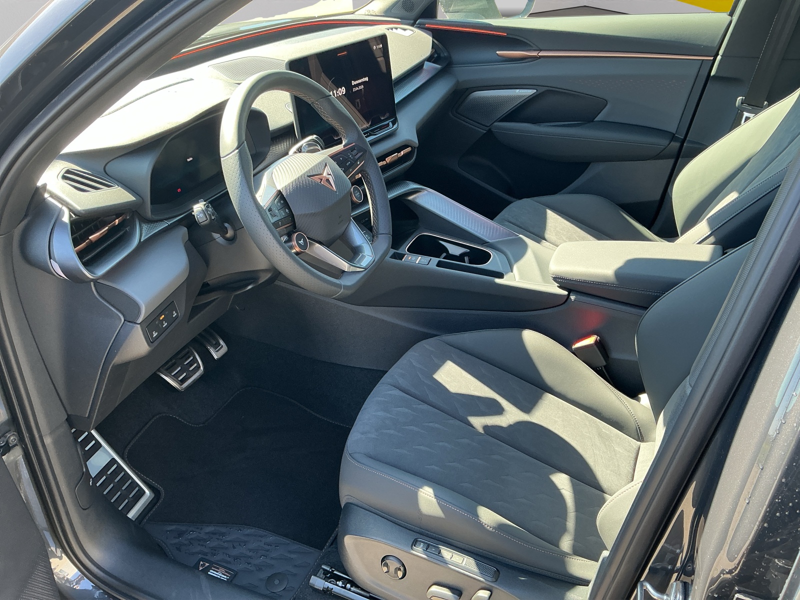 CUPRA Terramar 2.0 TSI DSG Prime Edition VZ 4Drive-image-4