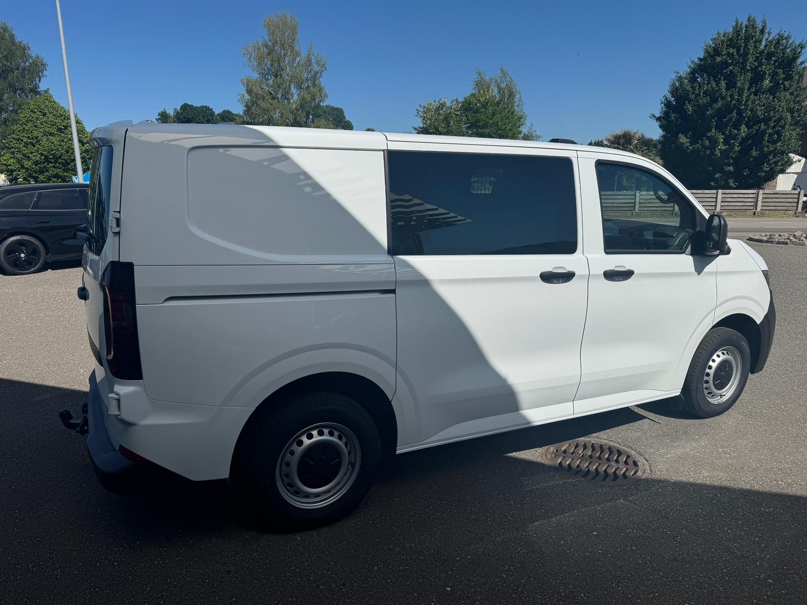 VW Transporter 2.0 TDI Automat 2-Schiebetüren + Heckflügeltüren-showroom-element-3