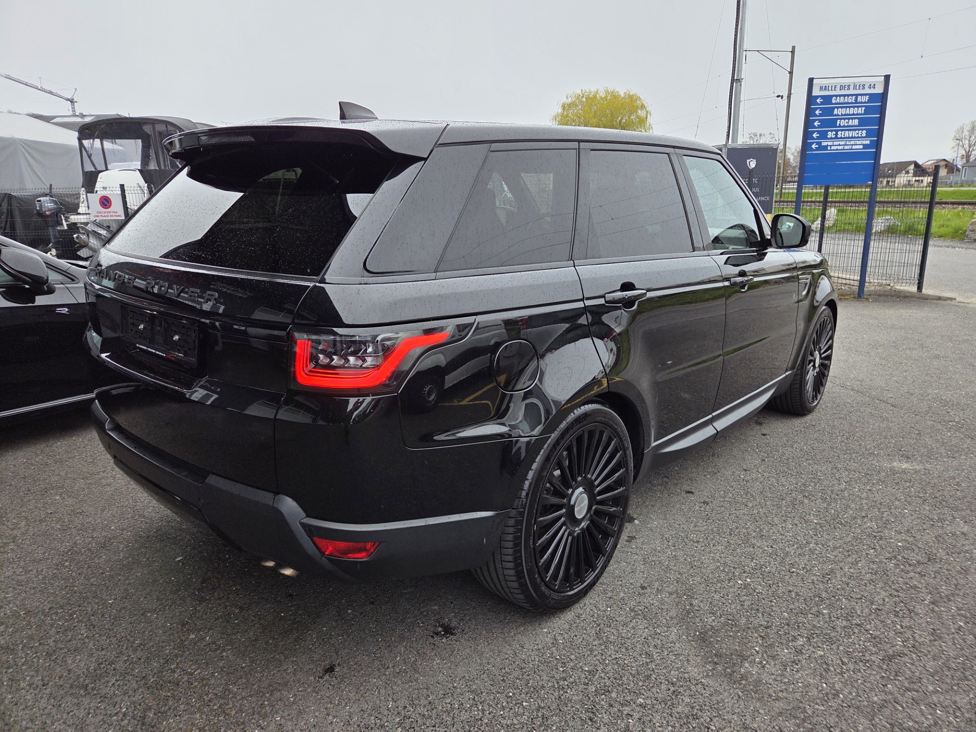 LAND ROVER Range Rover Sport 2.0SD4 S Automatic-image-6
