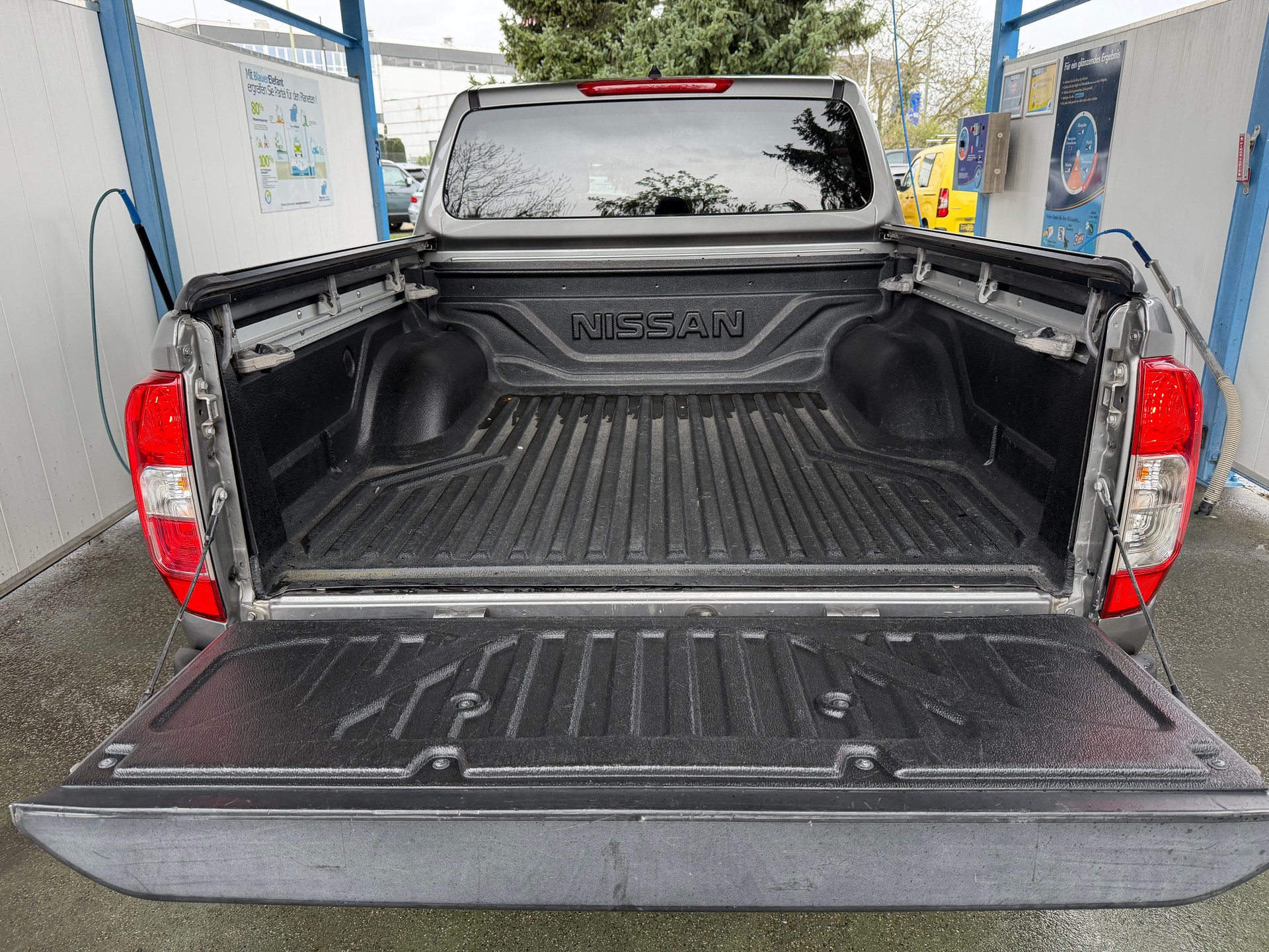 NISSAN Navara Double Cab N-Connecta 2.3 dCi 4WD Automat-image-14