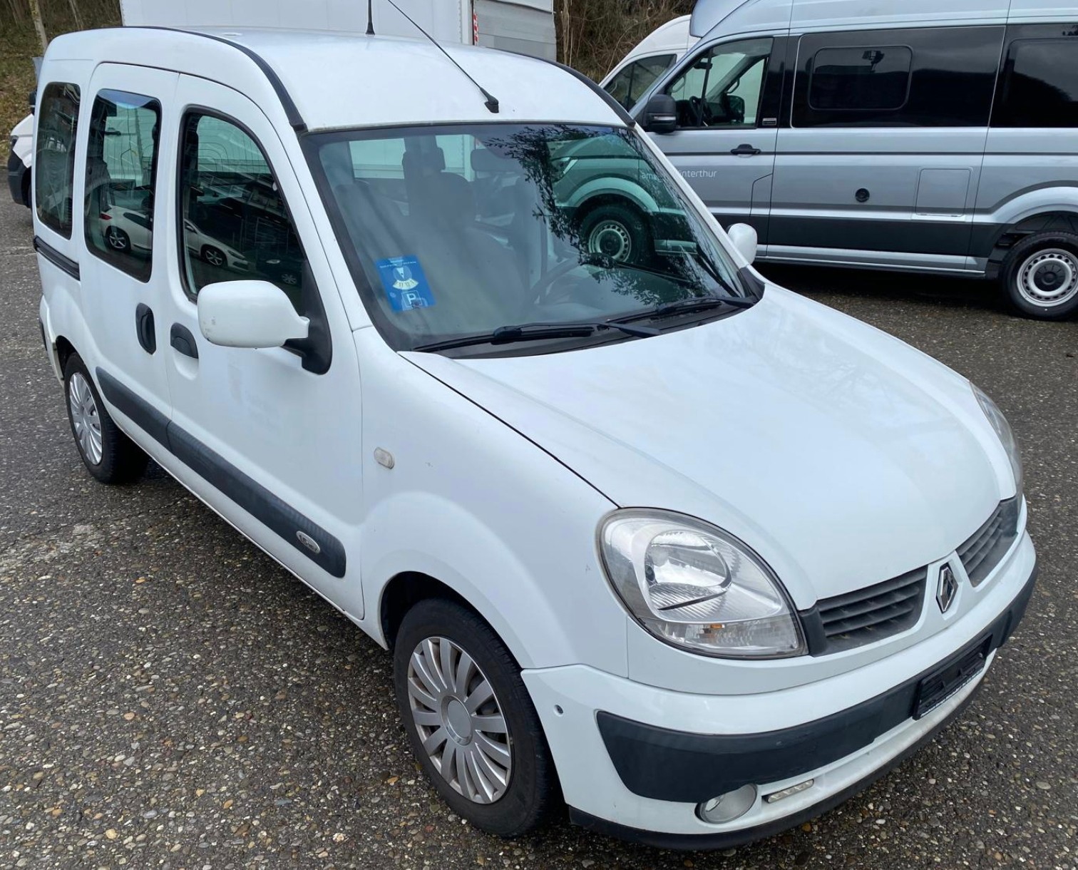 RENAULT Kangoo 1.6 16V Expression-image-1